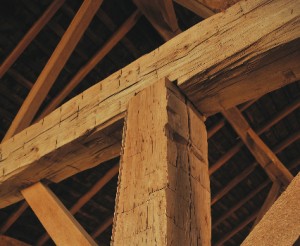 HandHewnBeams_med Cartlidge Barn