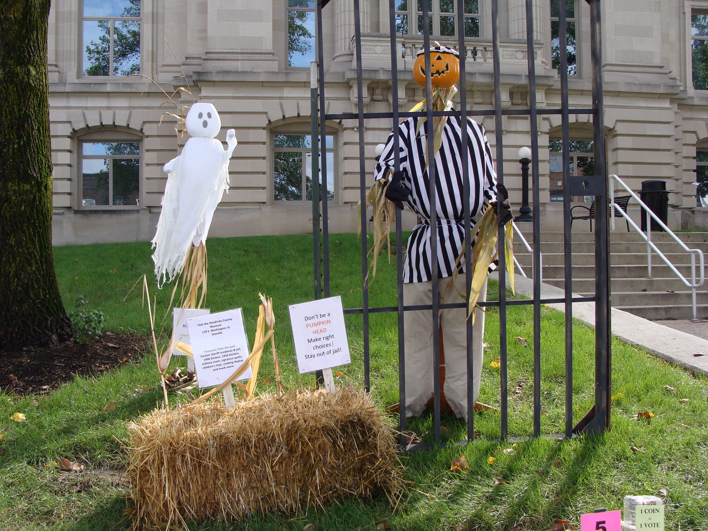 Scarecrows surround the Danville Courthouse Square.