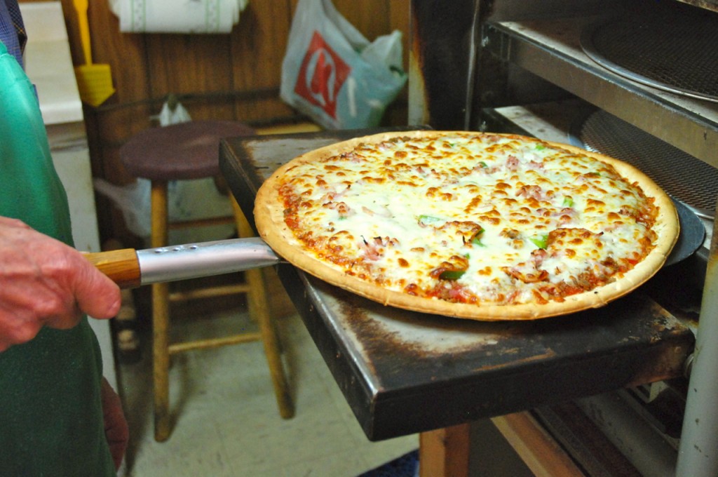 DSC_8504 Pittsboro Pizza Shoppe