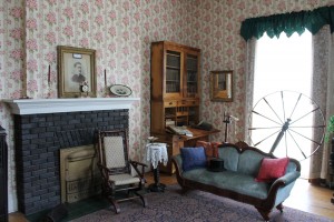 sitting room for blog Hendricks County Historical Museum