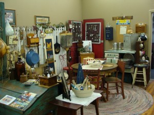 Homestead Primitives (Inside Berries & Ivy Country Store) - 28 N. Main Street - Martinsville, Indiana