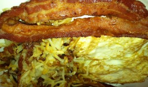 Eggs, bacon and hashbrowns at Emmy’s.