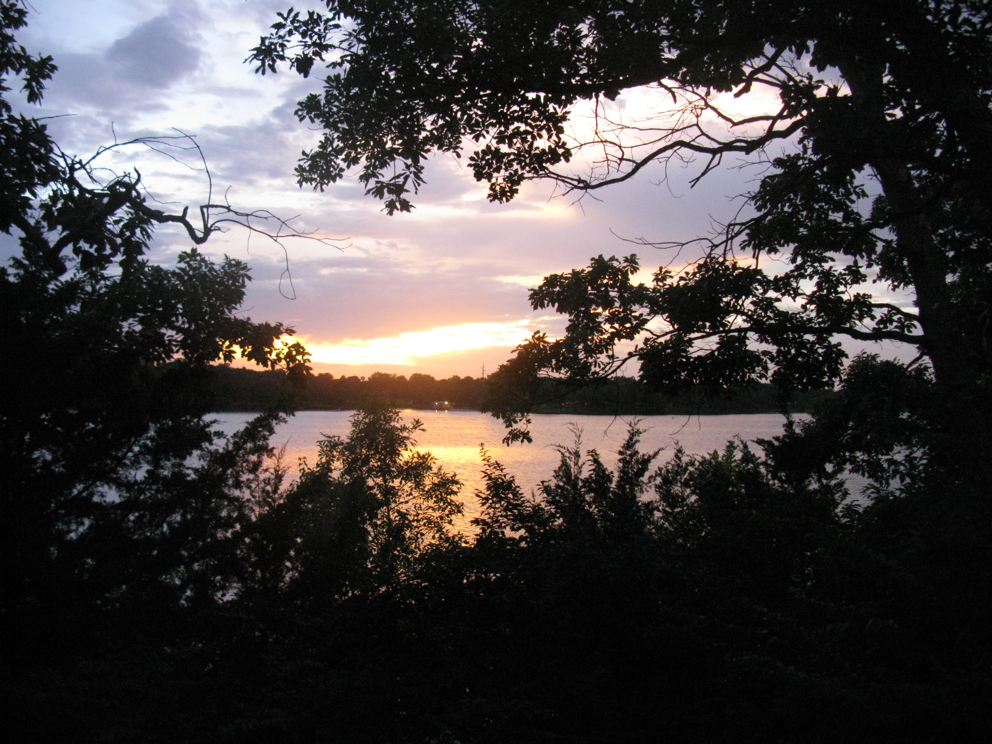 Lake Shawnee Campground - photo courtesy of Laura Fletcher Lake Shawnee Campground - photo courtesy of Laura Fletcher