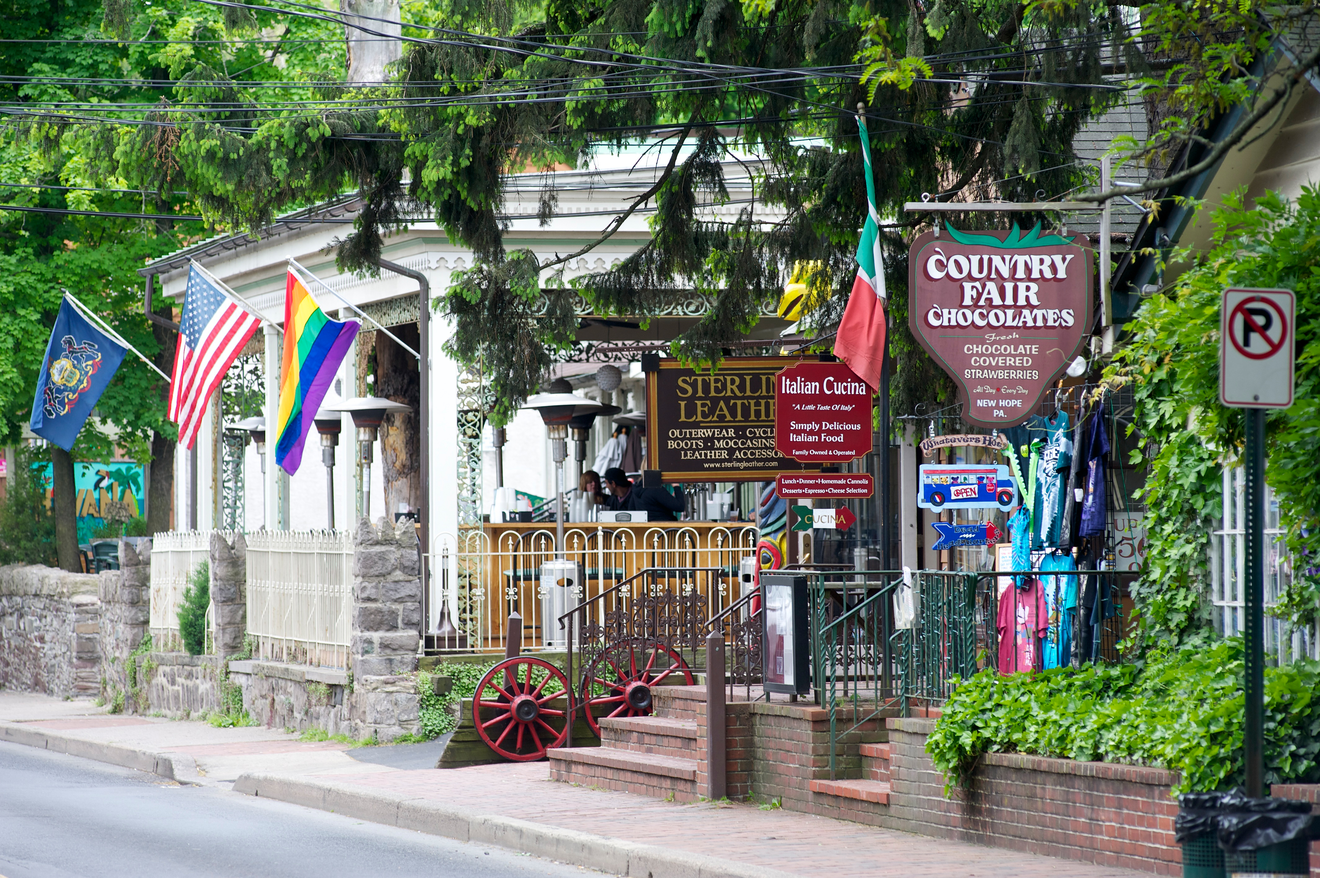 Main Street at Town Center - Restaurants, Shops and Services