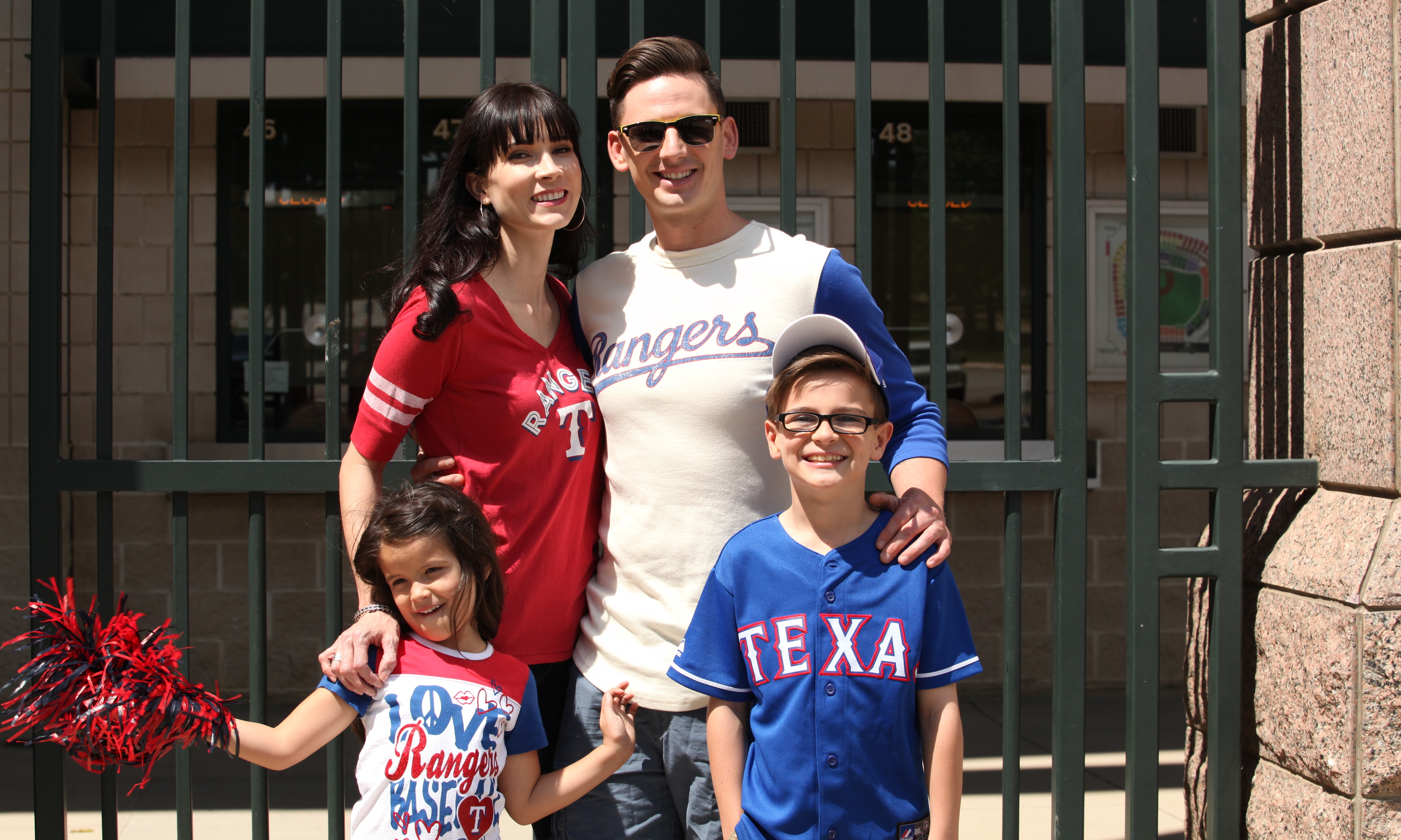 Texas Rangers Womens in Texas Rangers Team Shop 