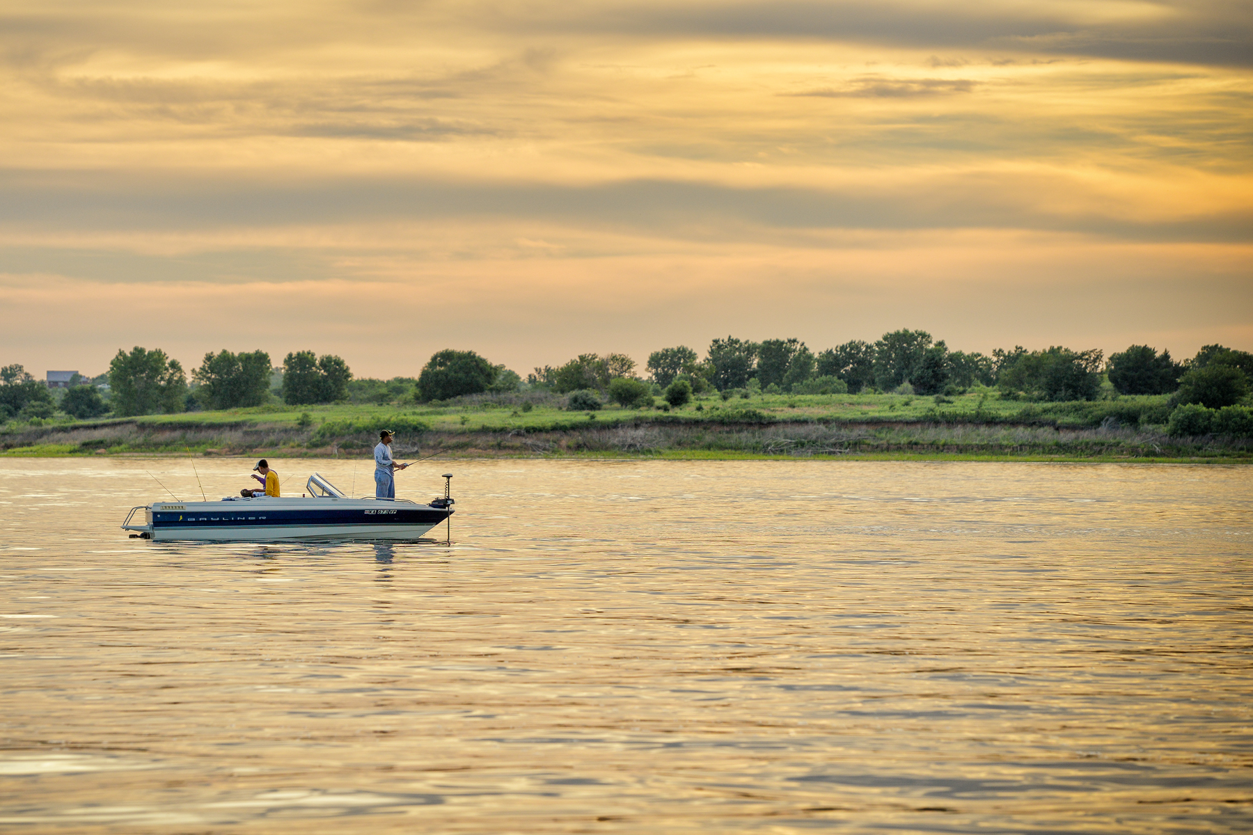 Milford_lake_Fishing