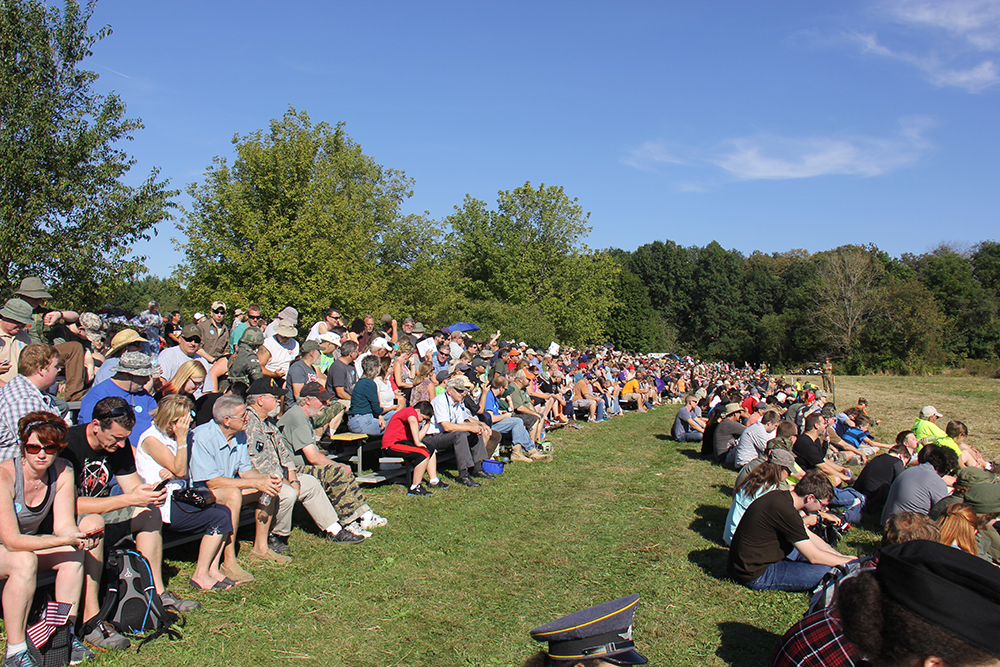 WWII Days crowd