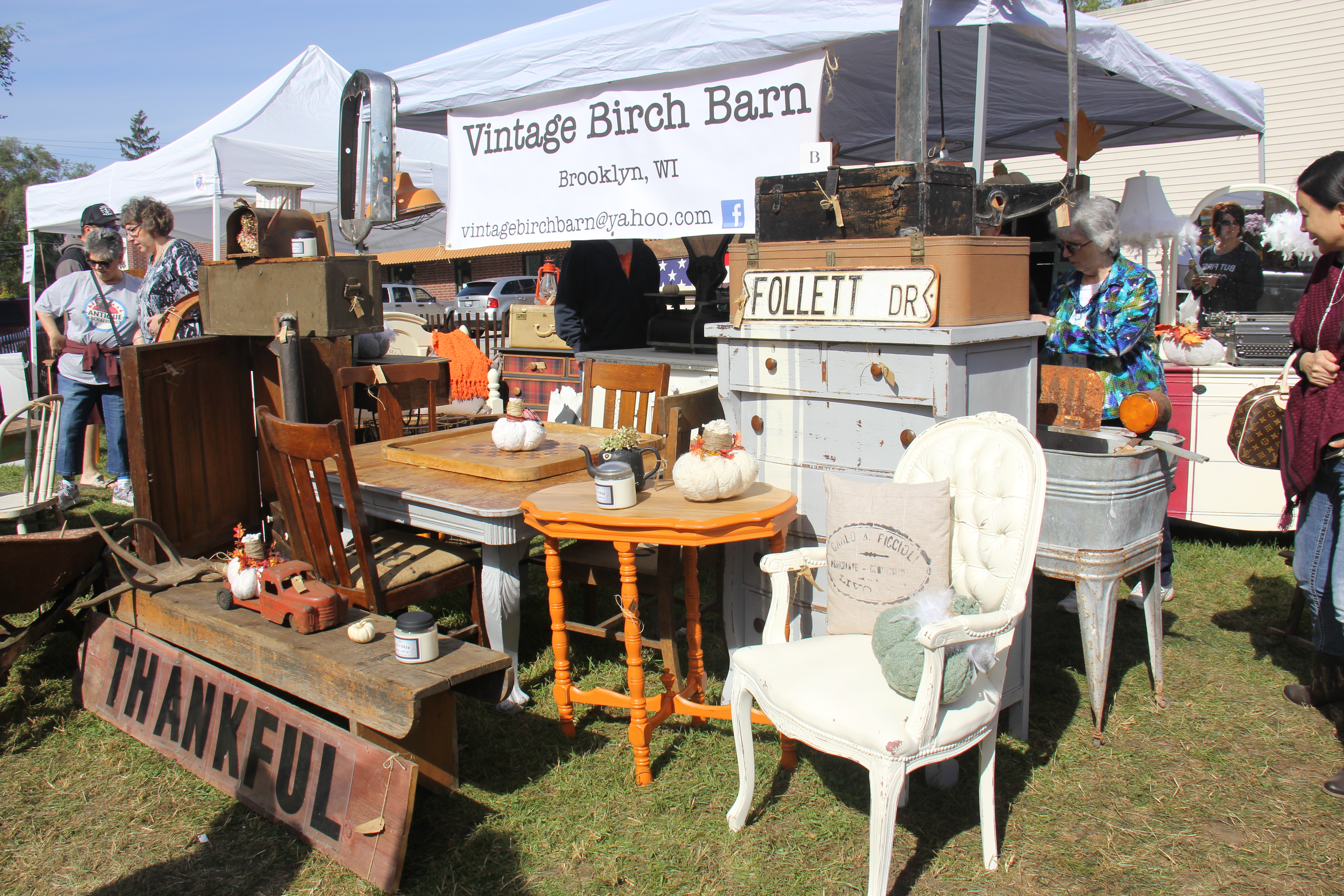 Nellie's Barn Sale 7