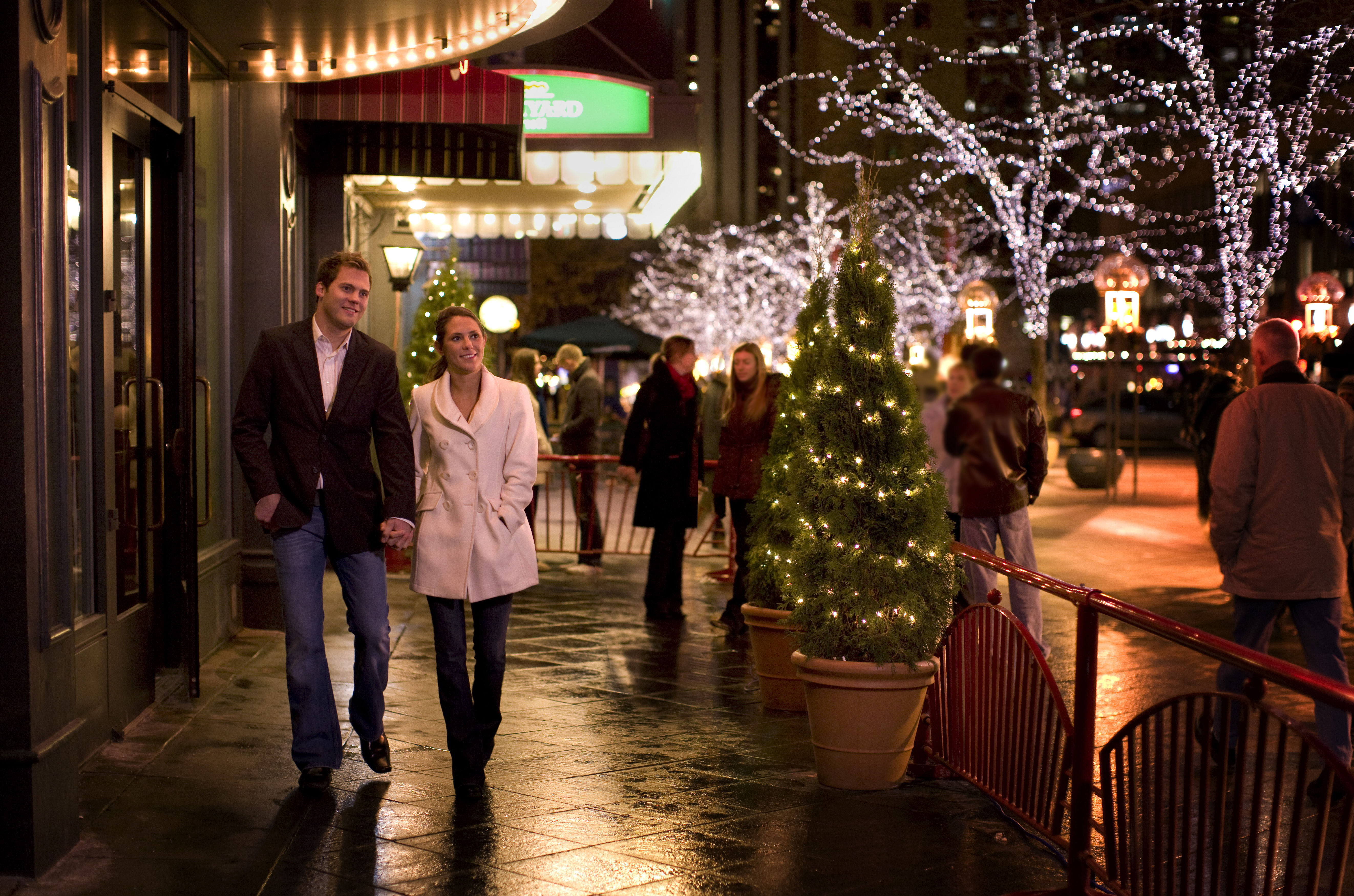 Get married for free this Valentine's Day at downtown Las Vegas