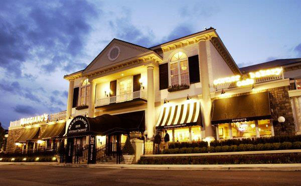 Maggiano's Little Italy Maggiano's Little Italy