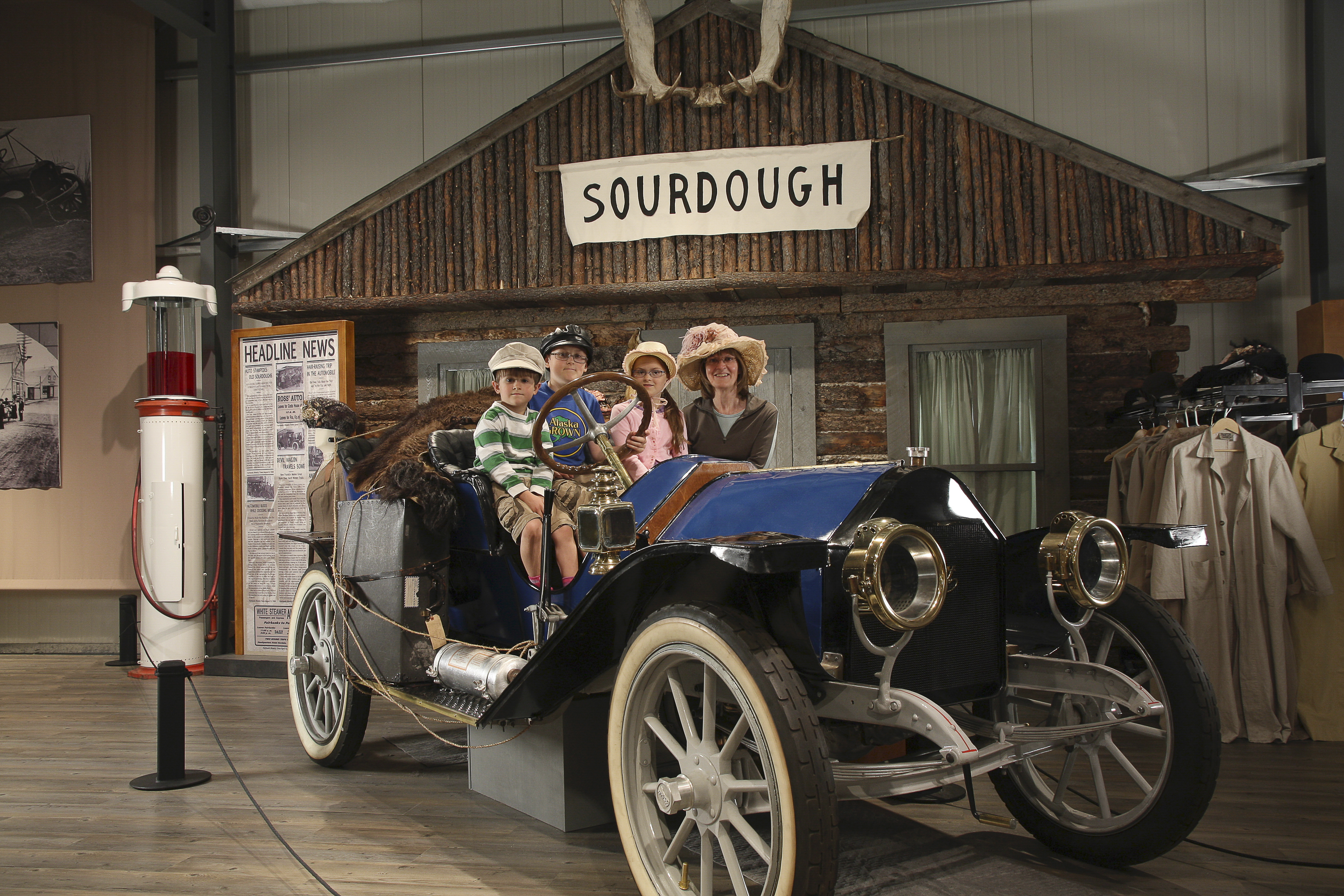 Fountainhead Antique Auto Museum Sourdough Roadhouse