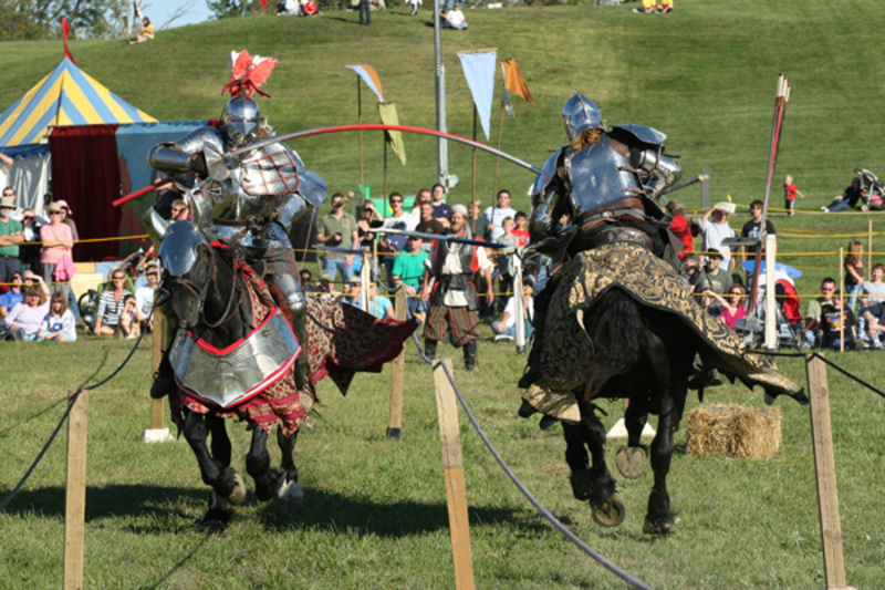Full contact jousting at the Ren Faire Ren Faire Jousting