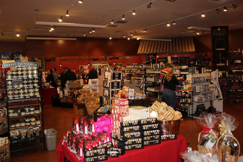 Hit up Vine & Table for some wine & goodies to enjoy at home. Vine & Table blog Shanna