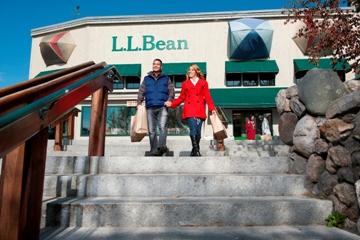 LL Bean shoppers