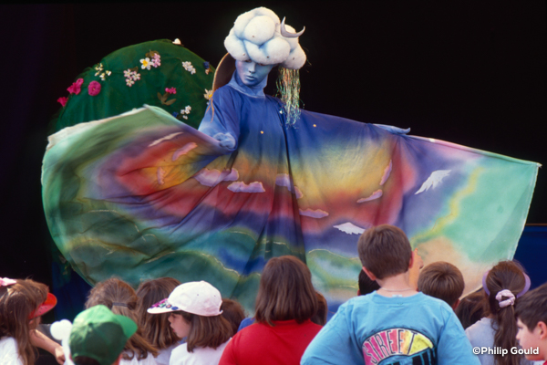 ©Philip Gould A. Beasley's puppets Place des Enfants 199