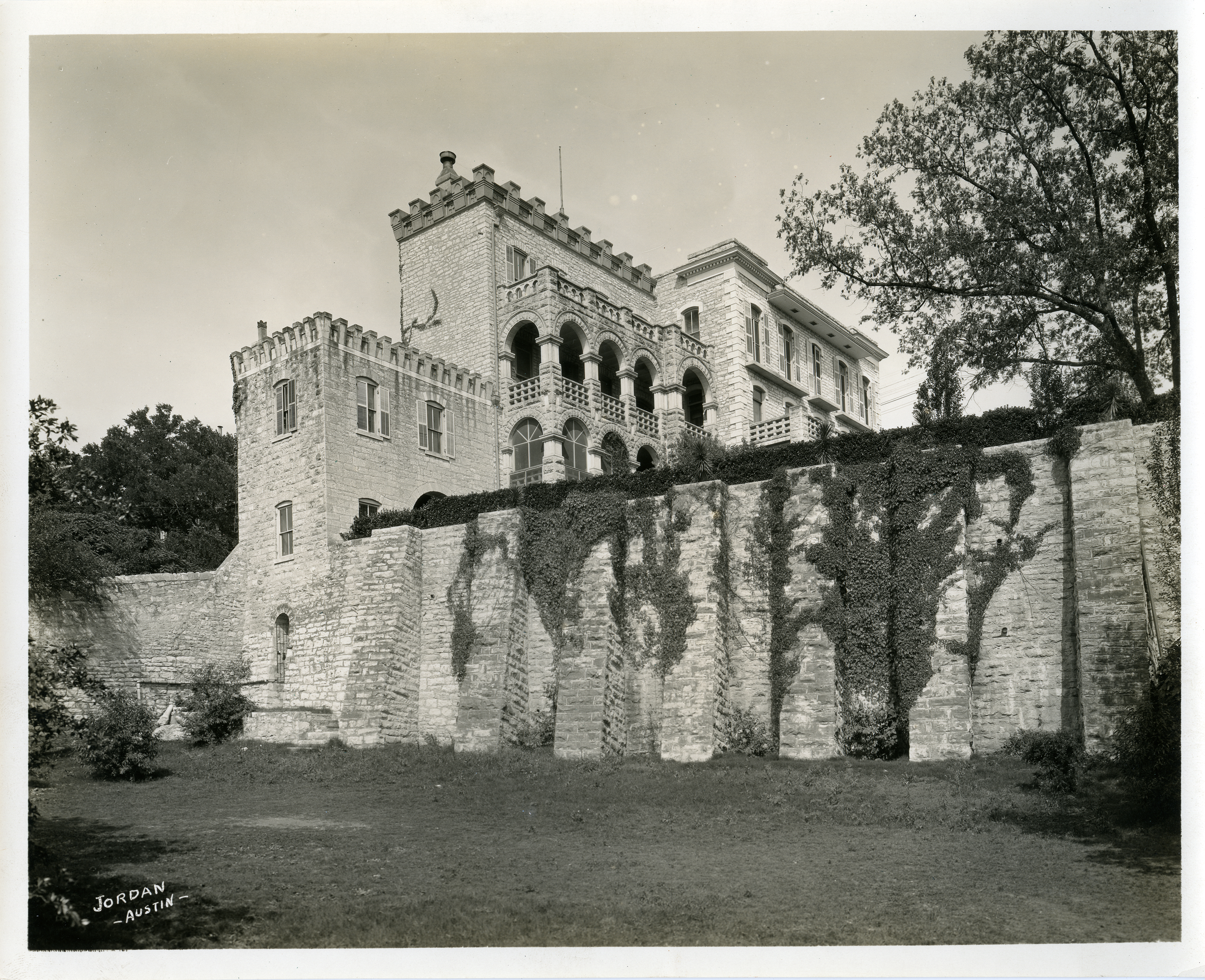 Austin Womans Club at the North Evans Chateau Bellevue