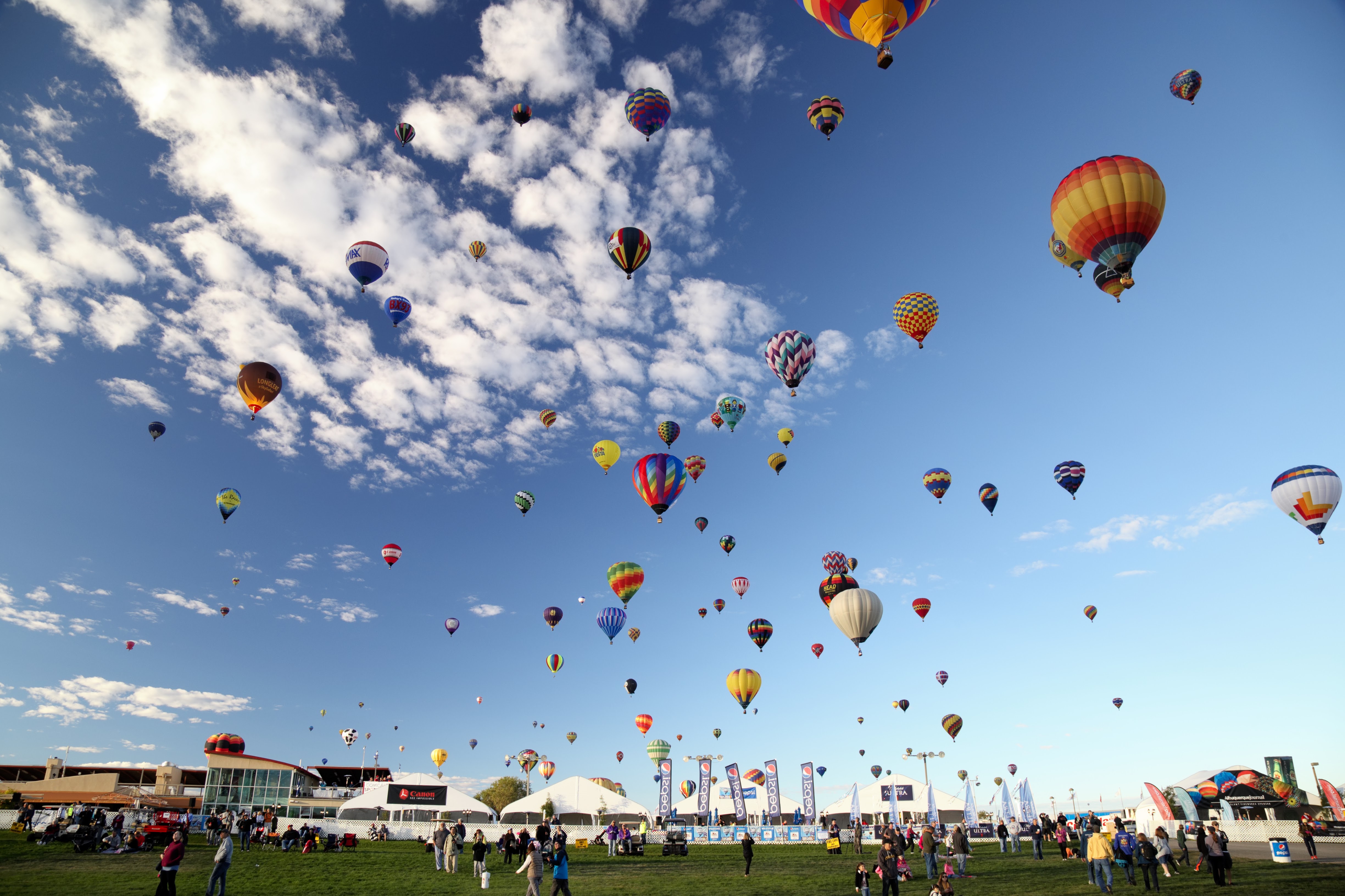 hot air balloning