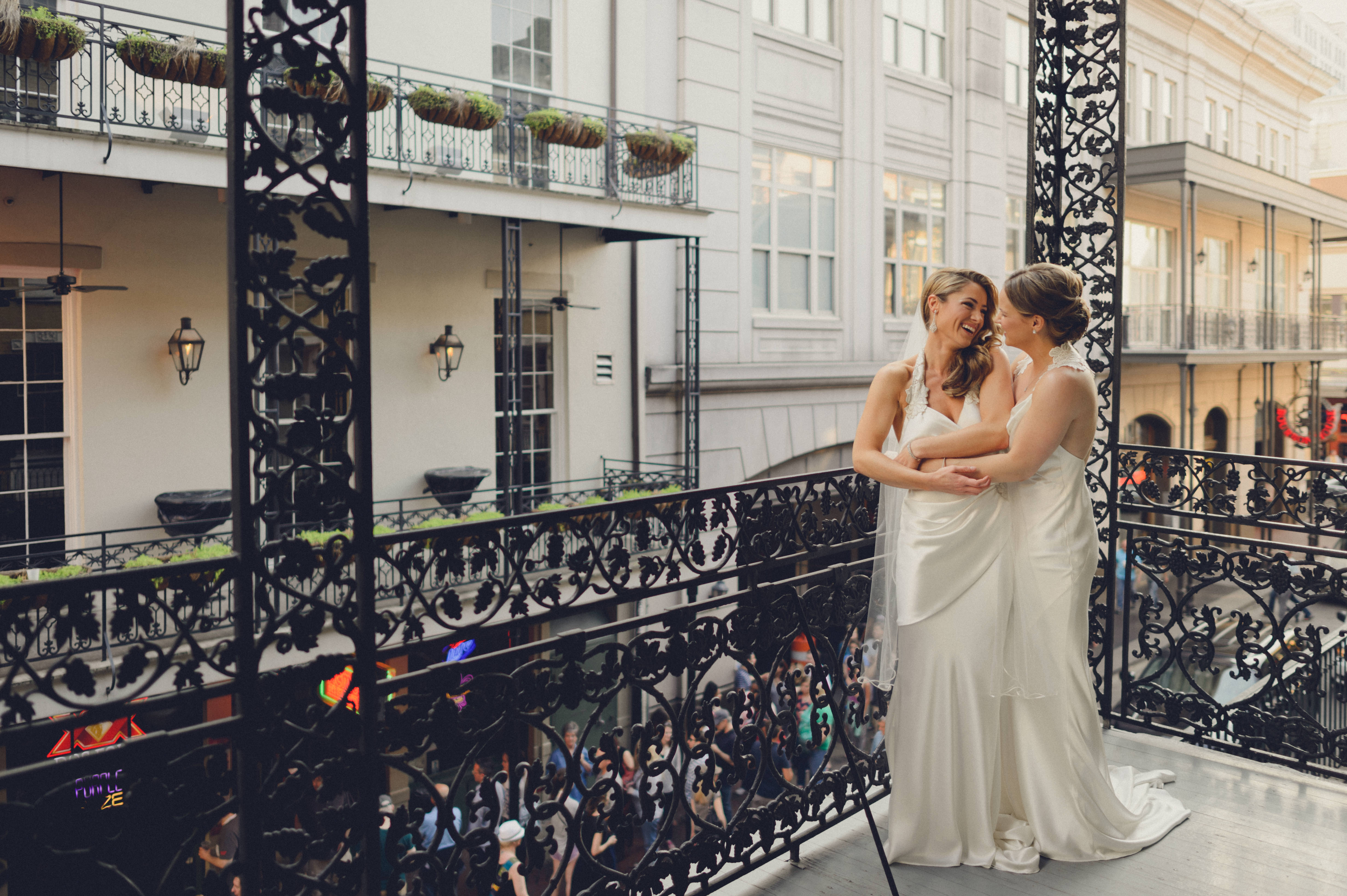 Free lesbian friendly wedding brochures — photo 6