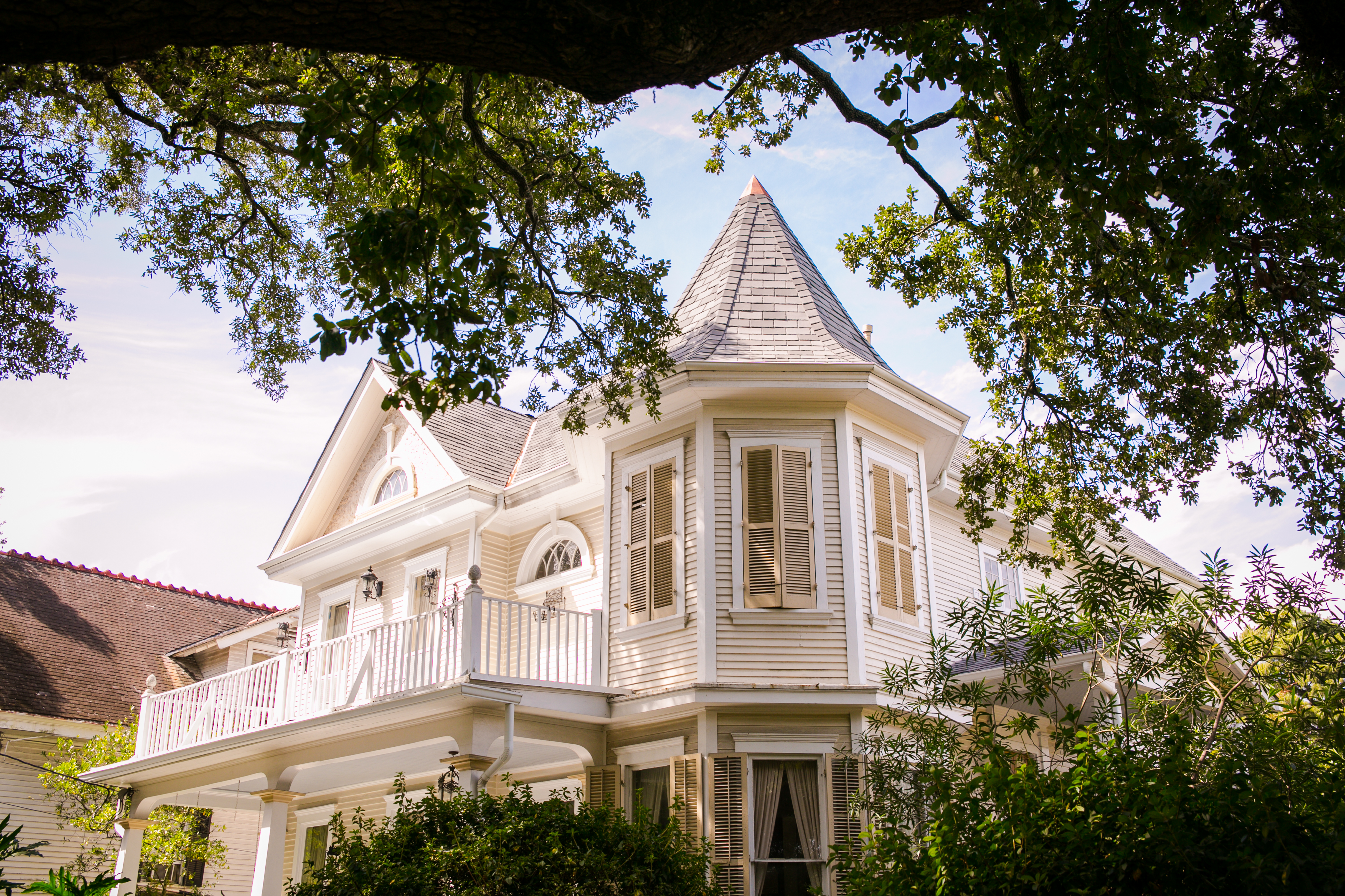 11 New Orleans Wedding Venues In The Garden District Weddingwire