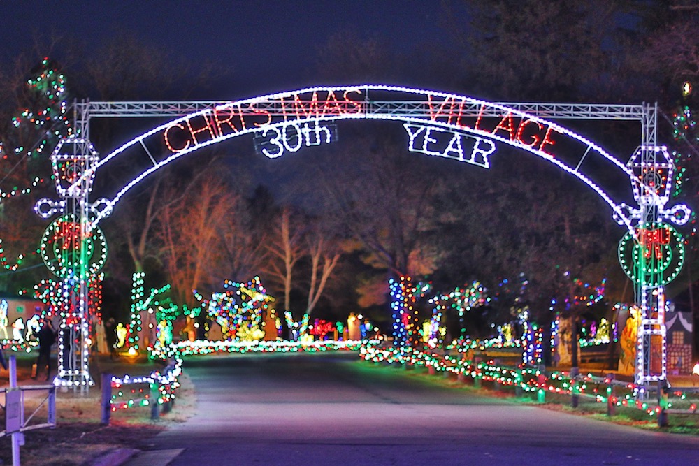 Irvine Park Christmas Lights 2022 Your Perfect Holiday Date Itinerary | Eau Claire, Wisconsin