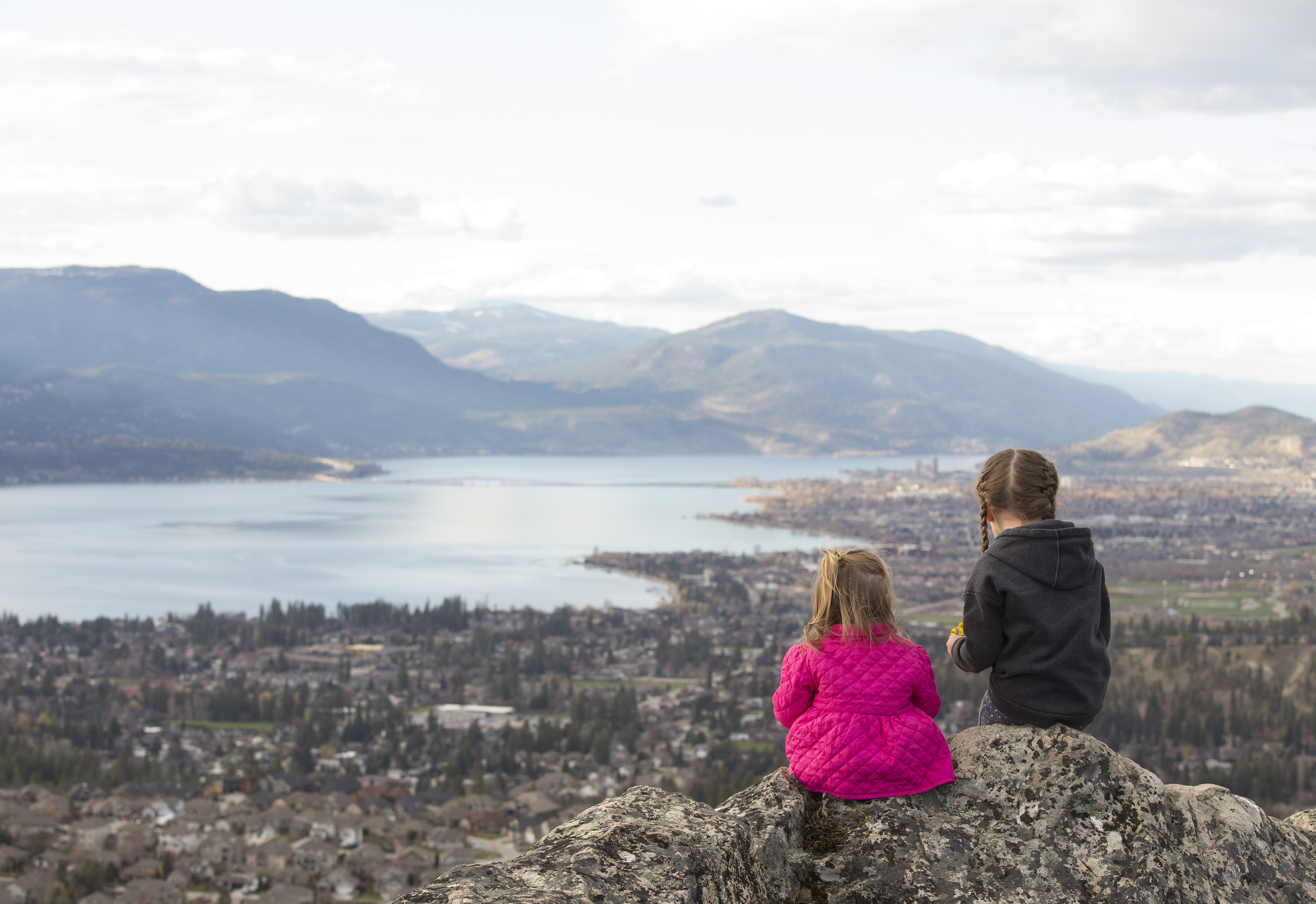 Girls at Kuipers Peak