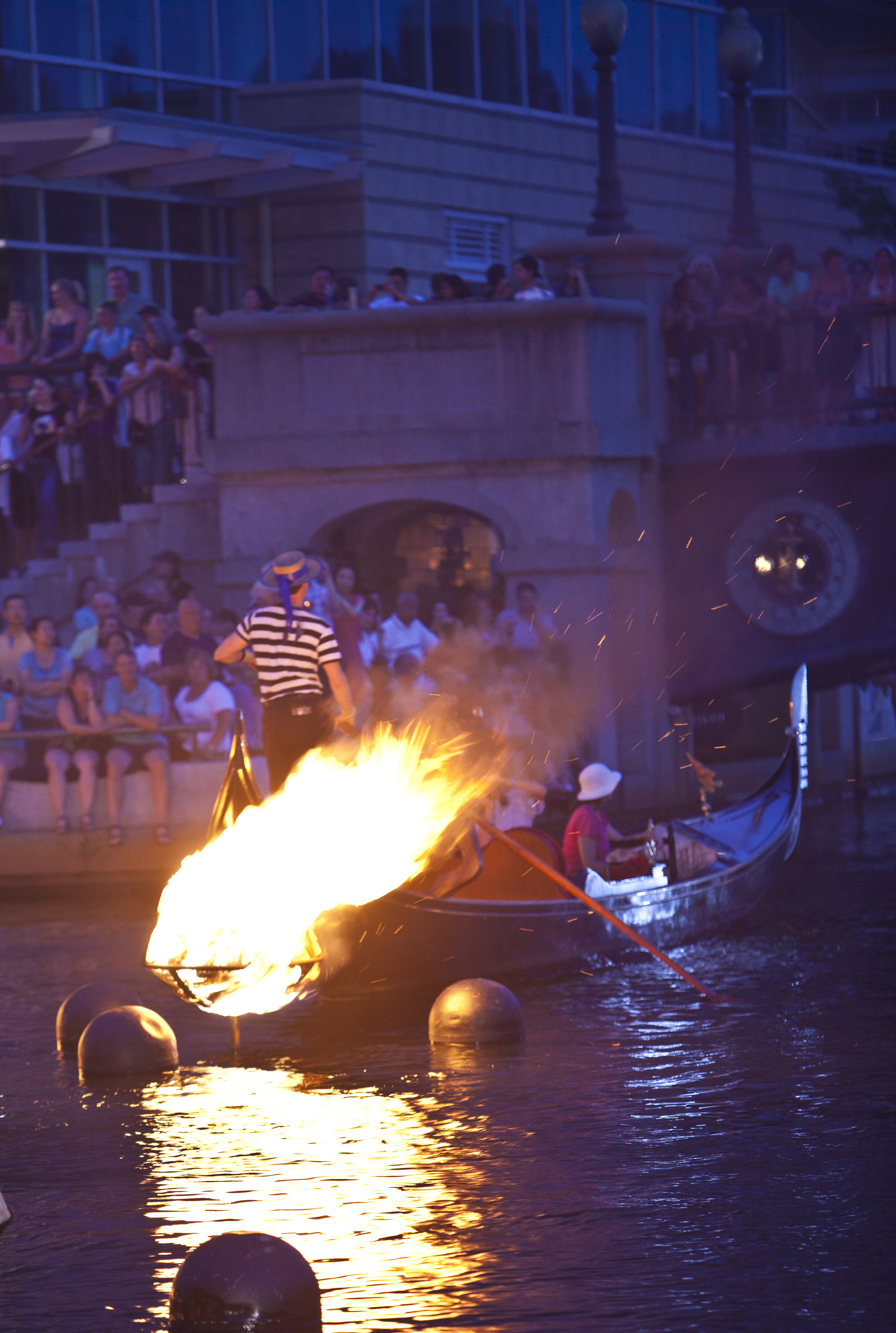 Waterfire la gondola