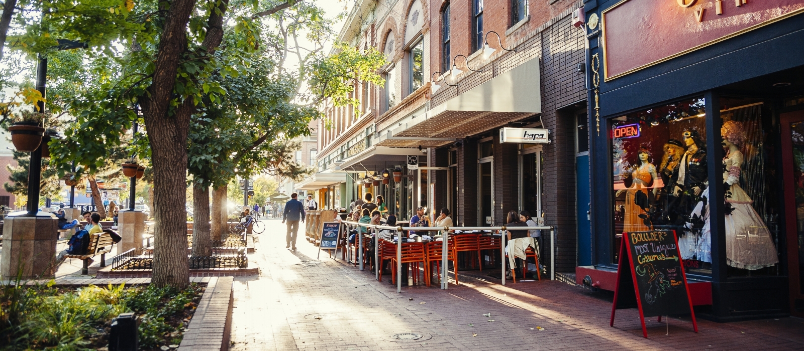 Pearl Street in the Sunlight