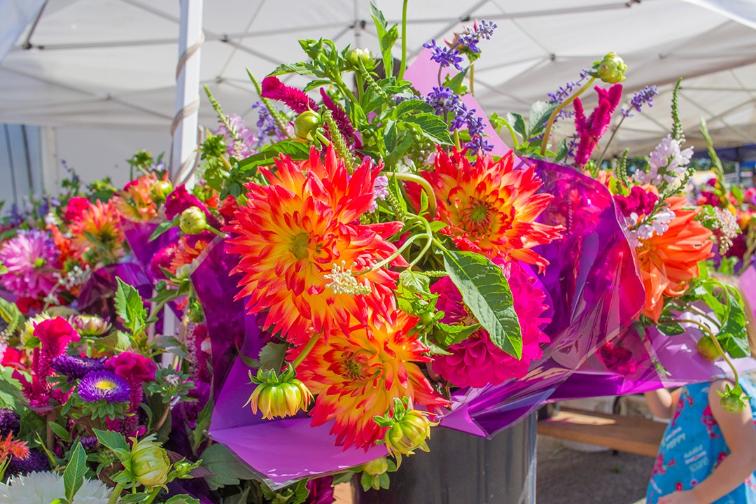 Fresh Flowers at the Rochester MN Downtown Farmers Market 