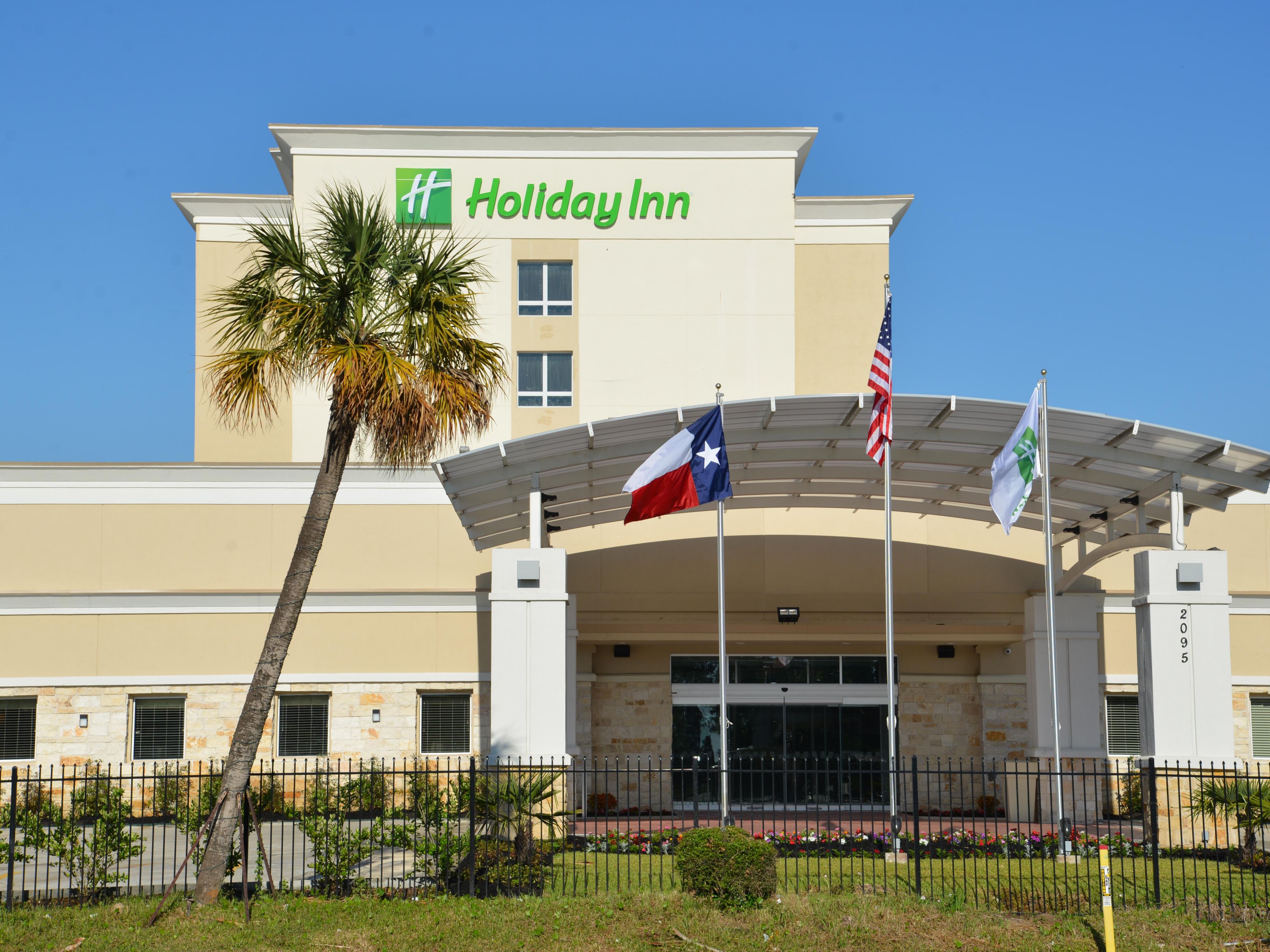 Now Open Holiday Inn Beaumont East Medical Center