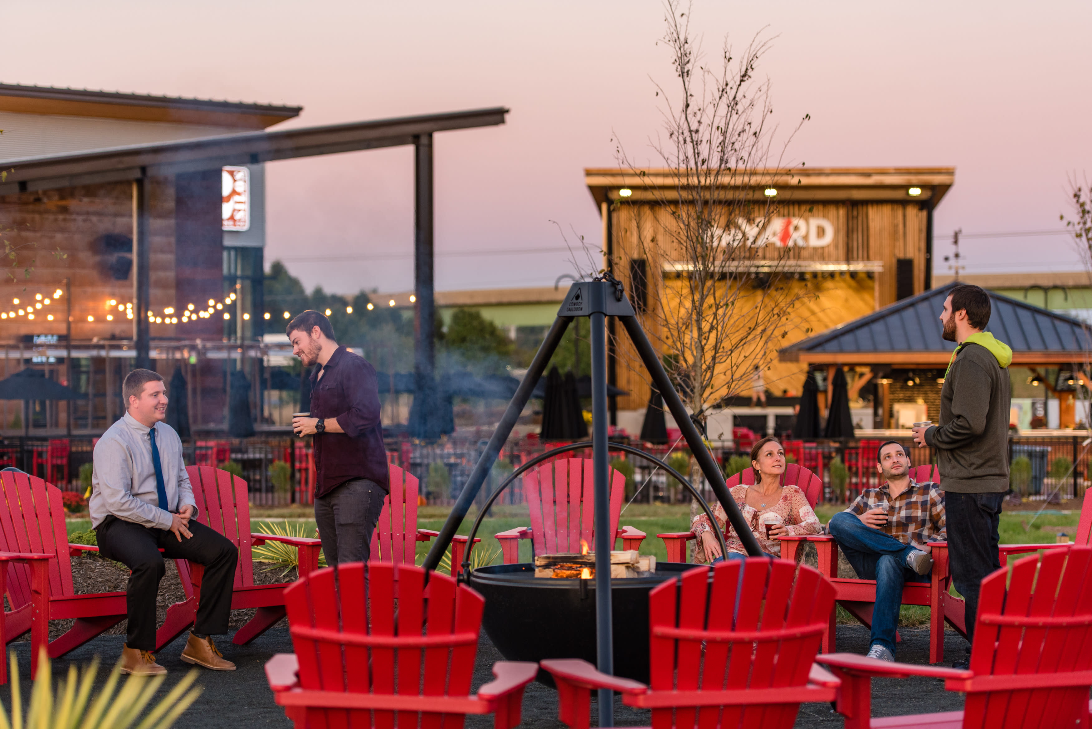 Places To Eat Near Jiffy Lube Live - xzlytja