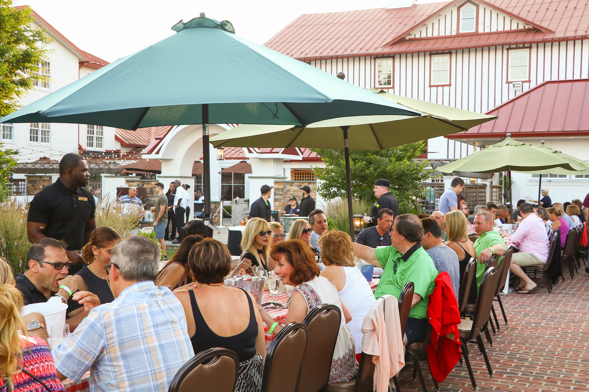 Normandy Farm Hotel & Conference Center Craft & 'Que