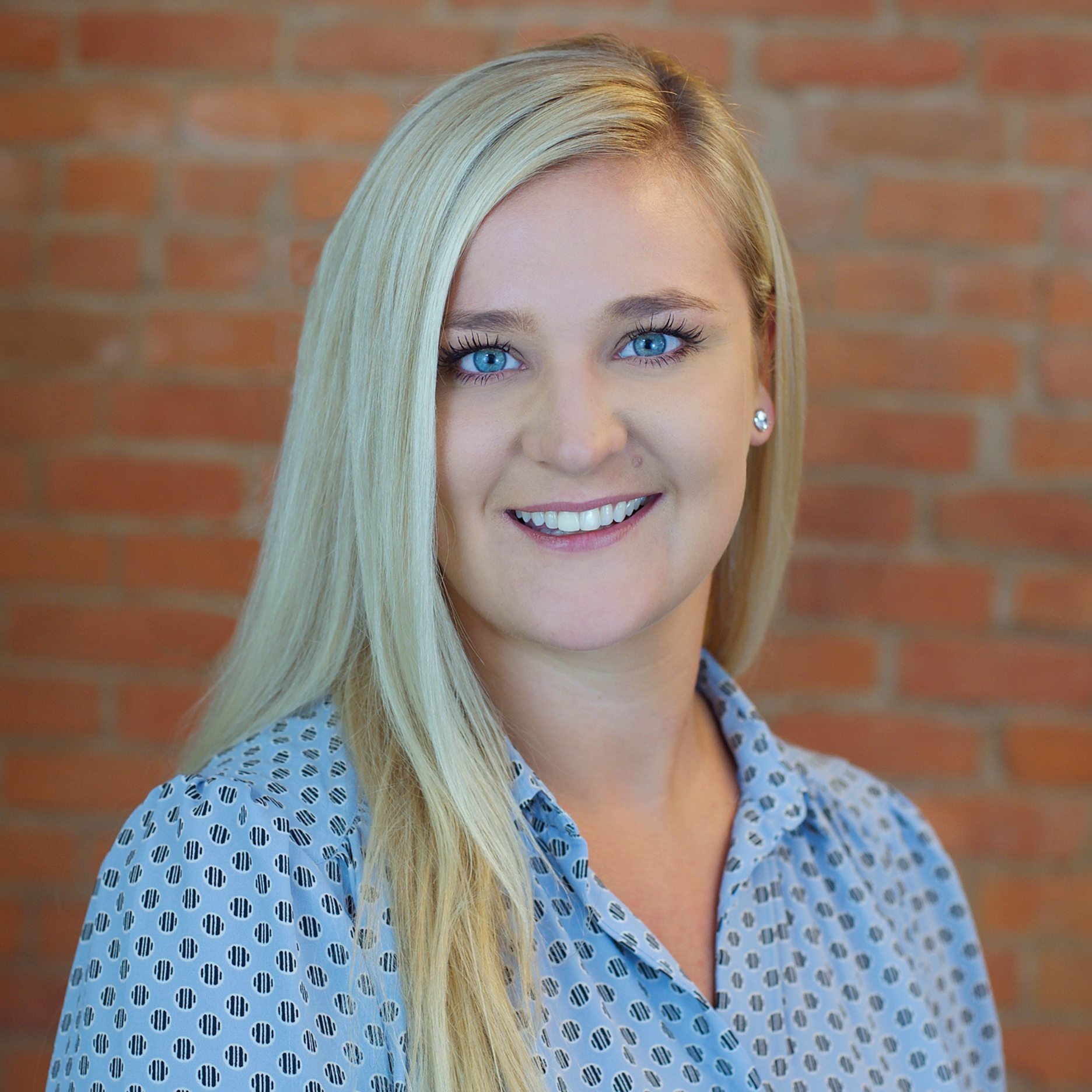 Staff Photo - Lindsey