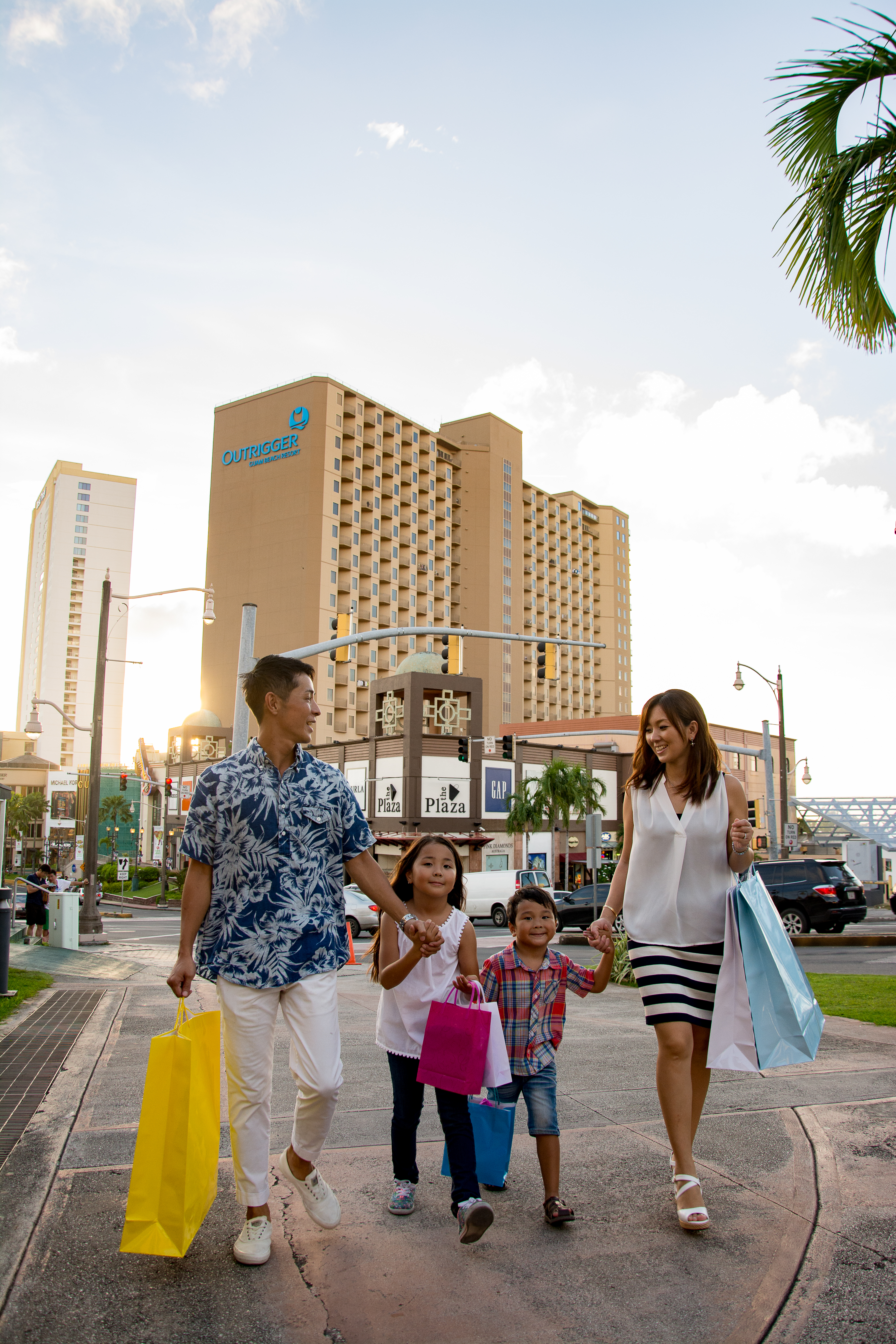 Givenchy on X: NEW #GIVENCHY STORE IN GUAM TUMON SANDS PLAZA