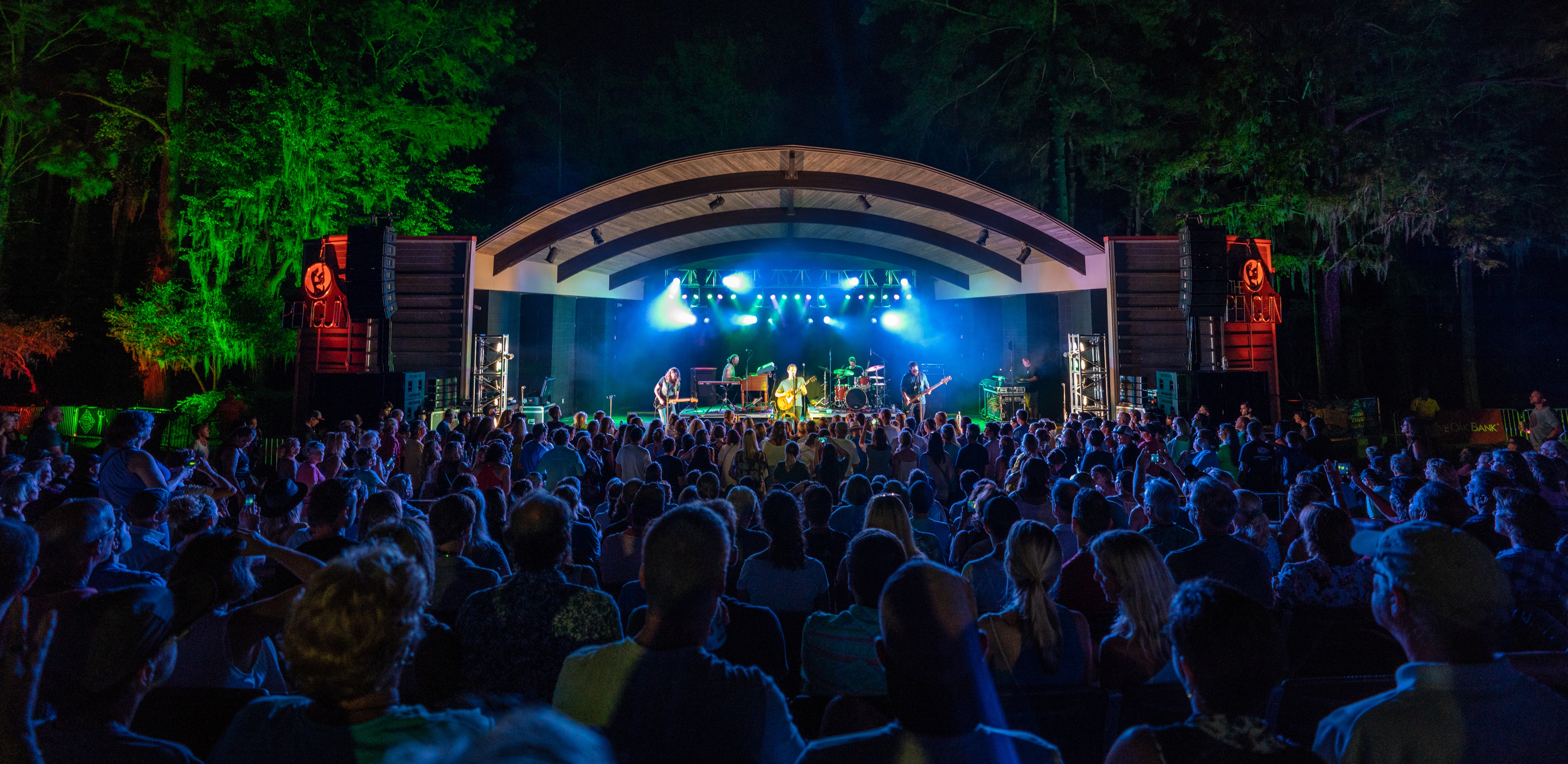 Wilmington Music & Nightlife | Beachfront Bars & Concerts