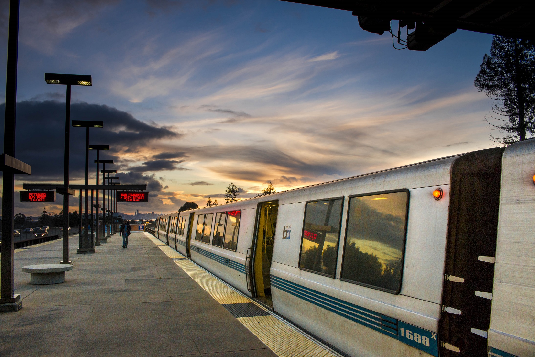 sfo bart station