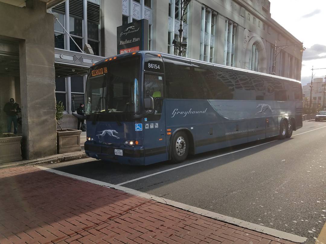 newark penn station greyhound