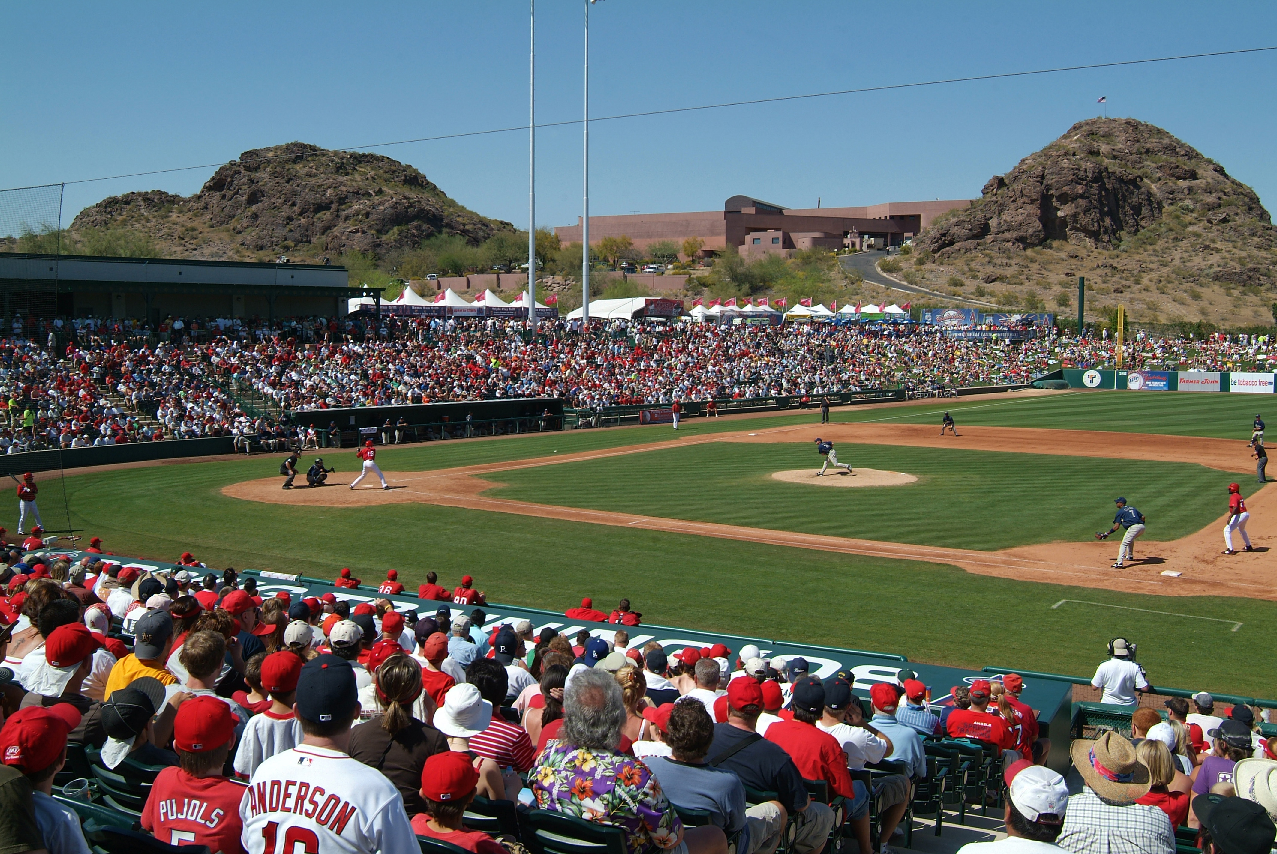 Spring Training In Arizona: All About Cactus League Stadiums