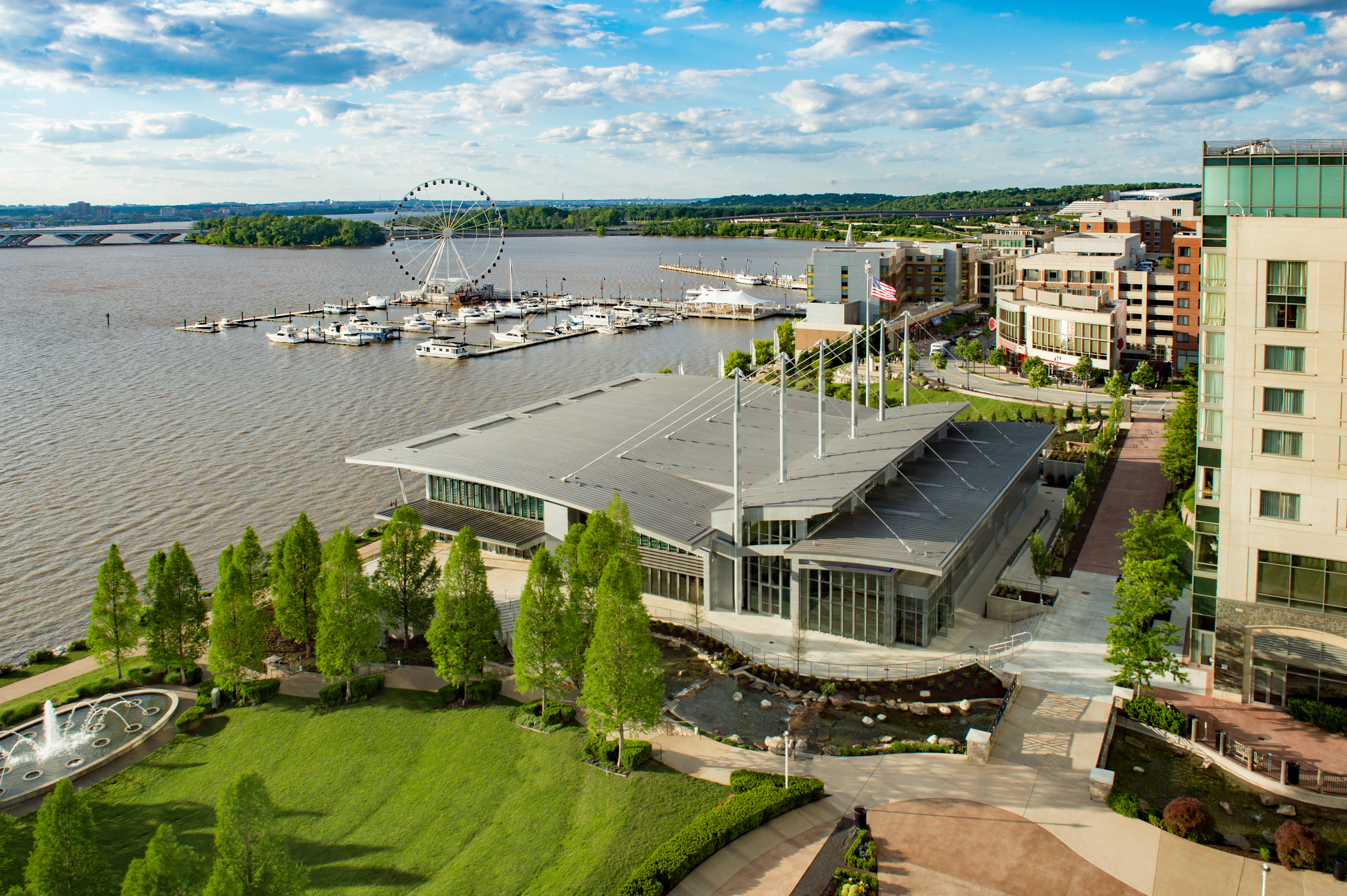 National Harbor - DC Waterfront Resort