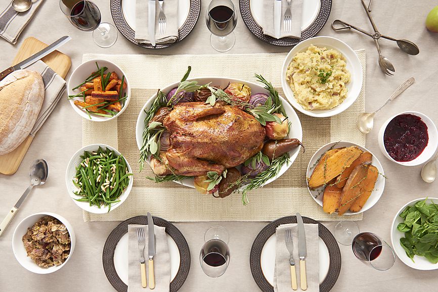 8 Ways To Enjoy Thanksgiving And Not Cook A Thing