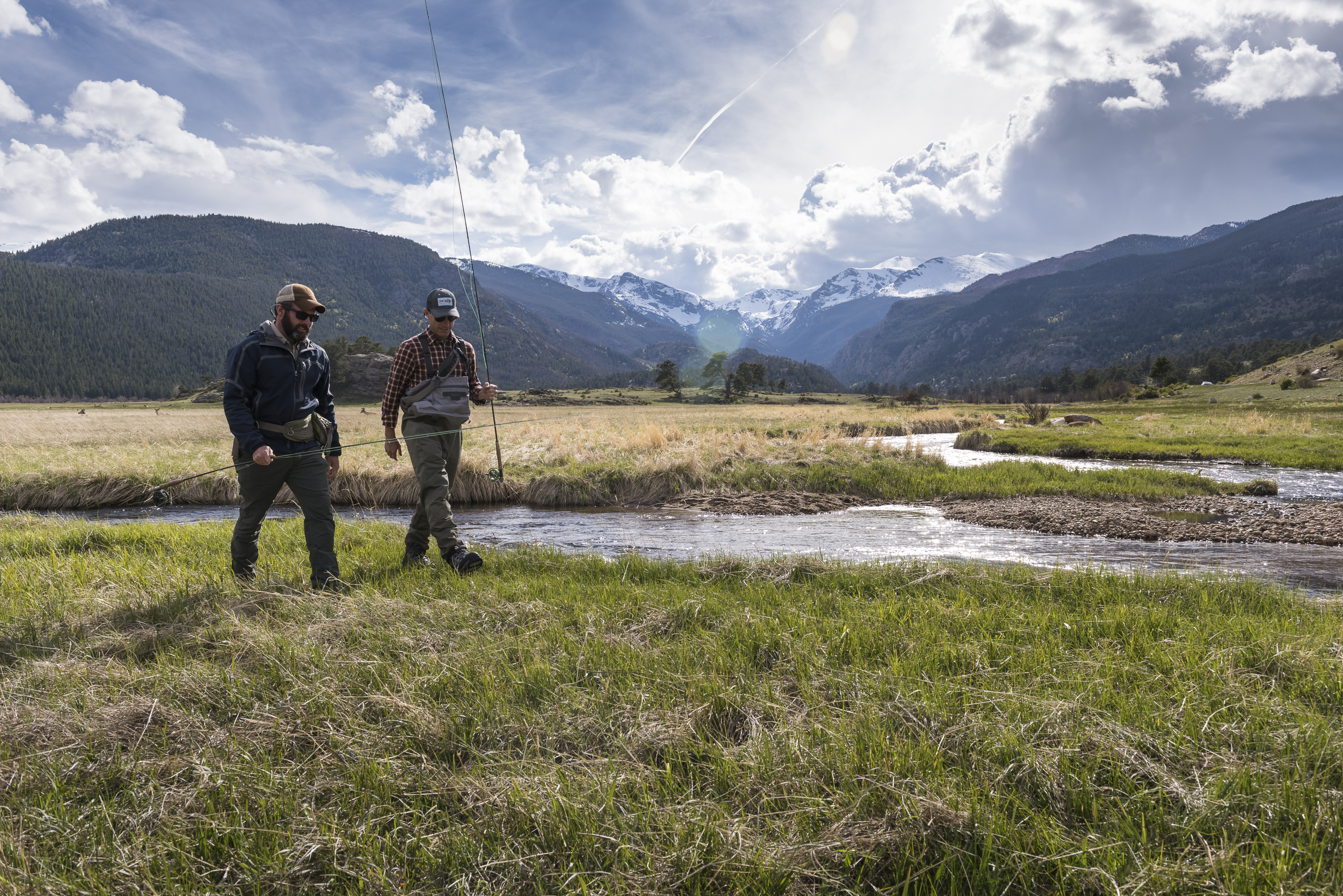 Beginners fly fishing in Estes Park