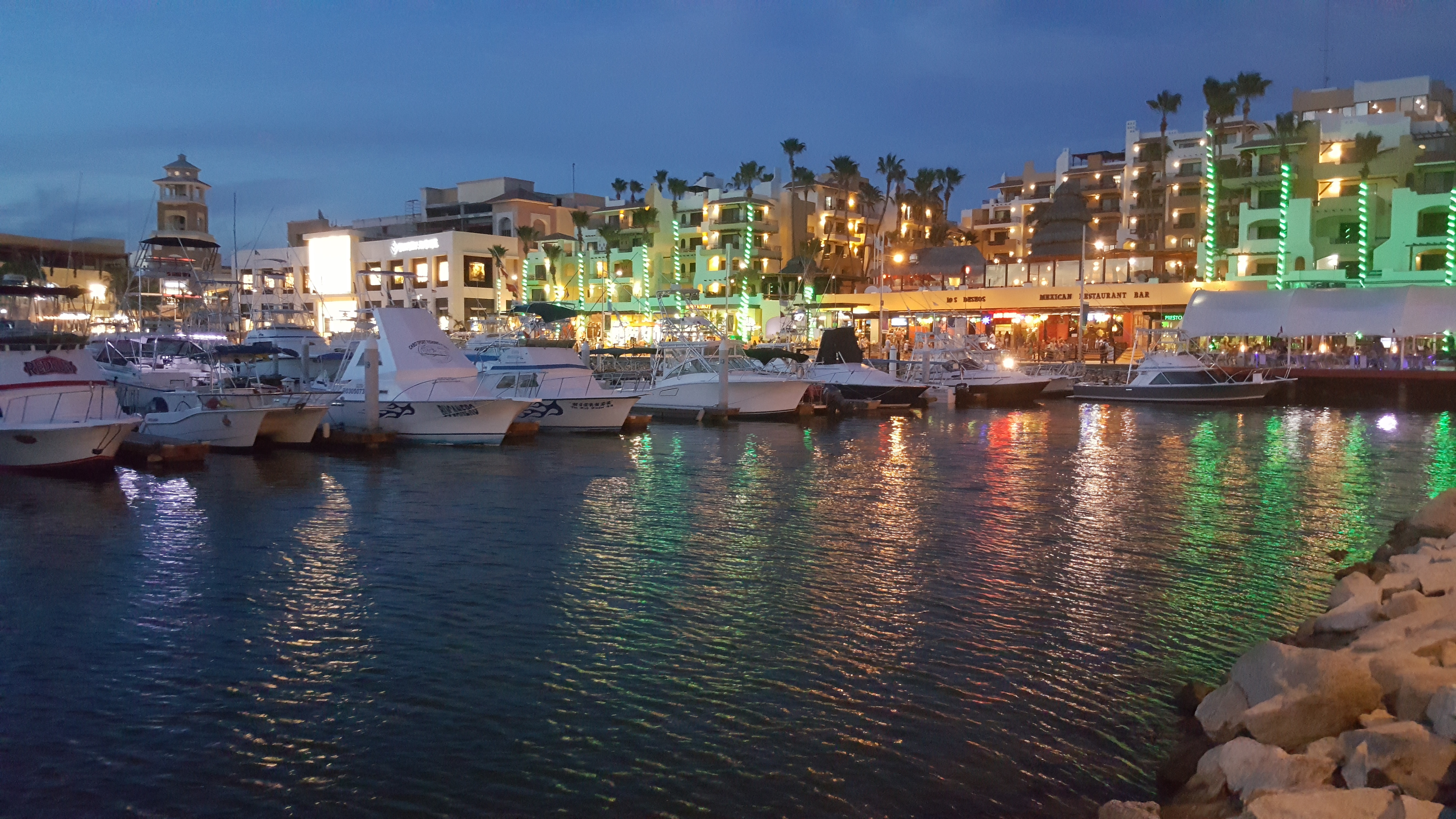 Club de playa amigos bar., Los Barriles