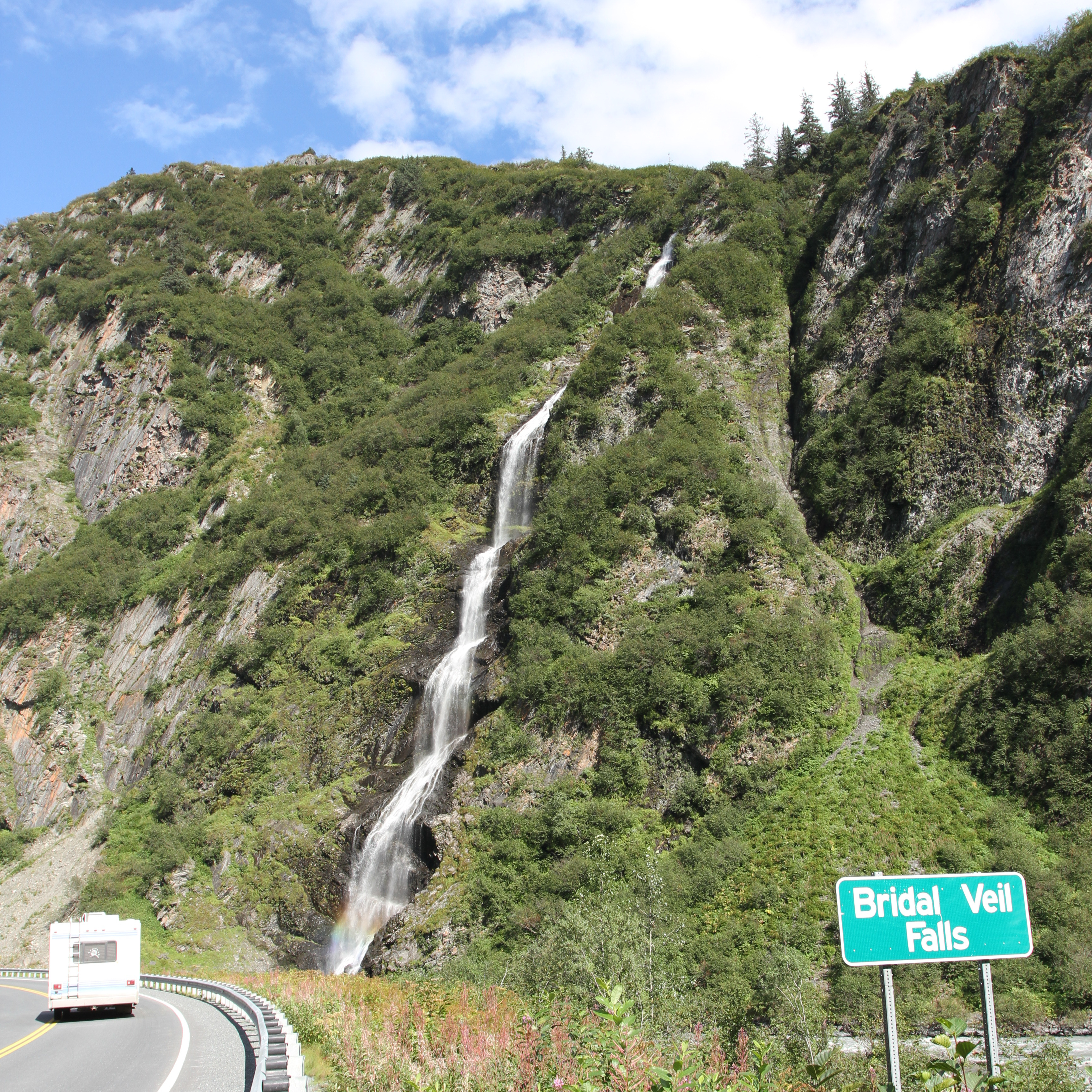 Bridal Veil | Banded