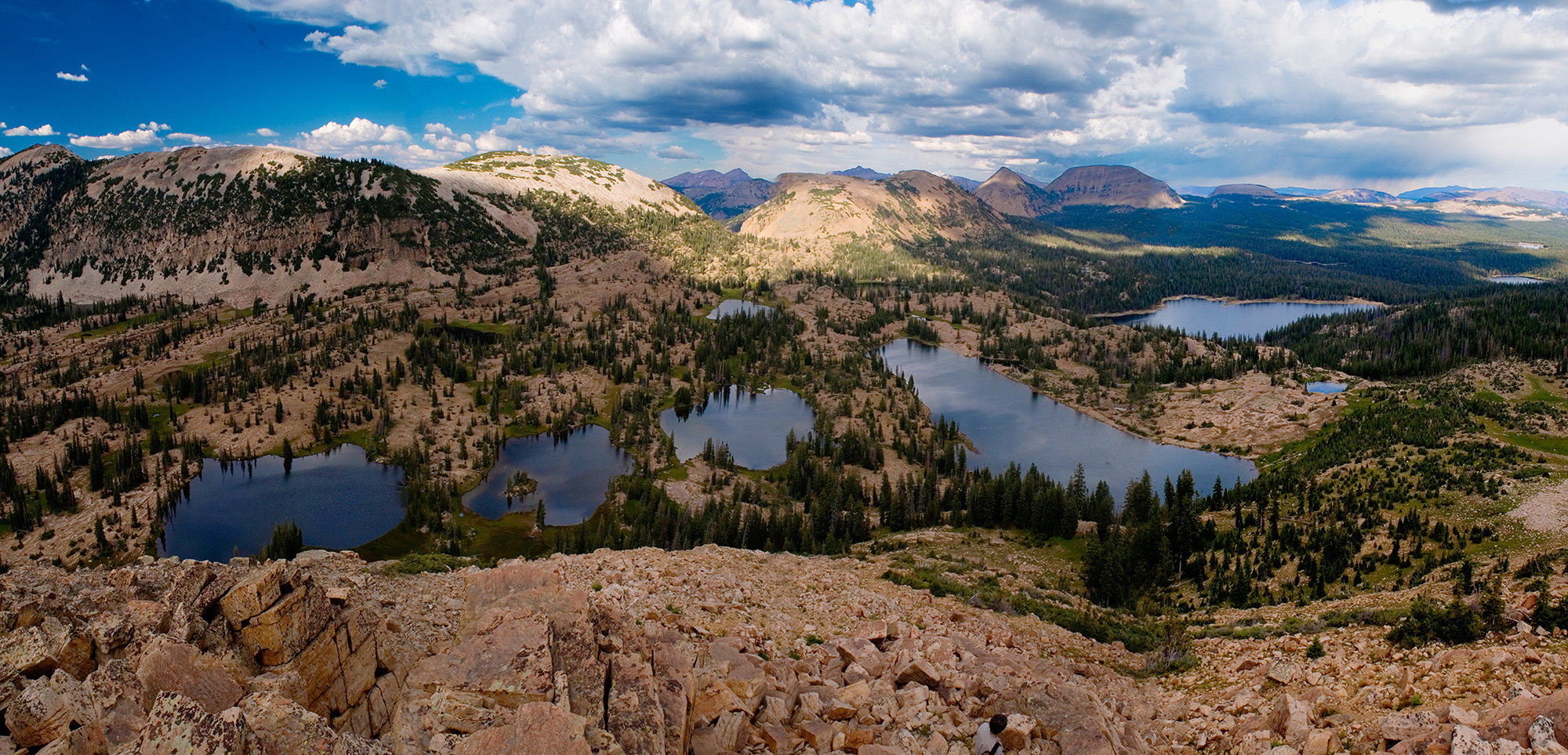 are dogs allowed at mirror lake utah