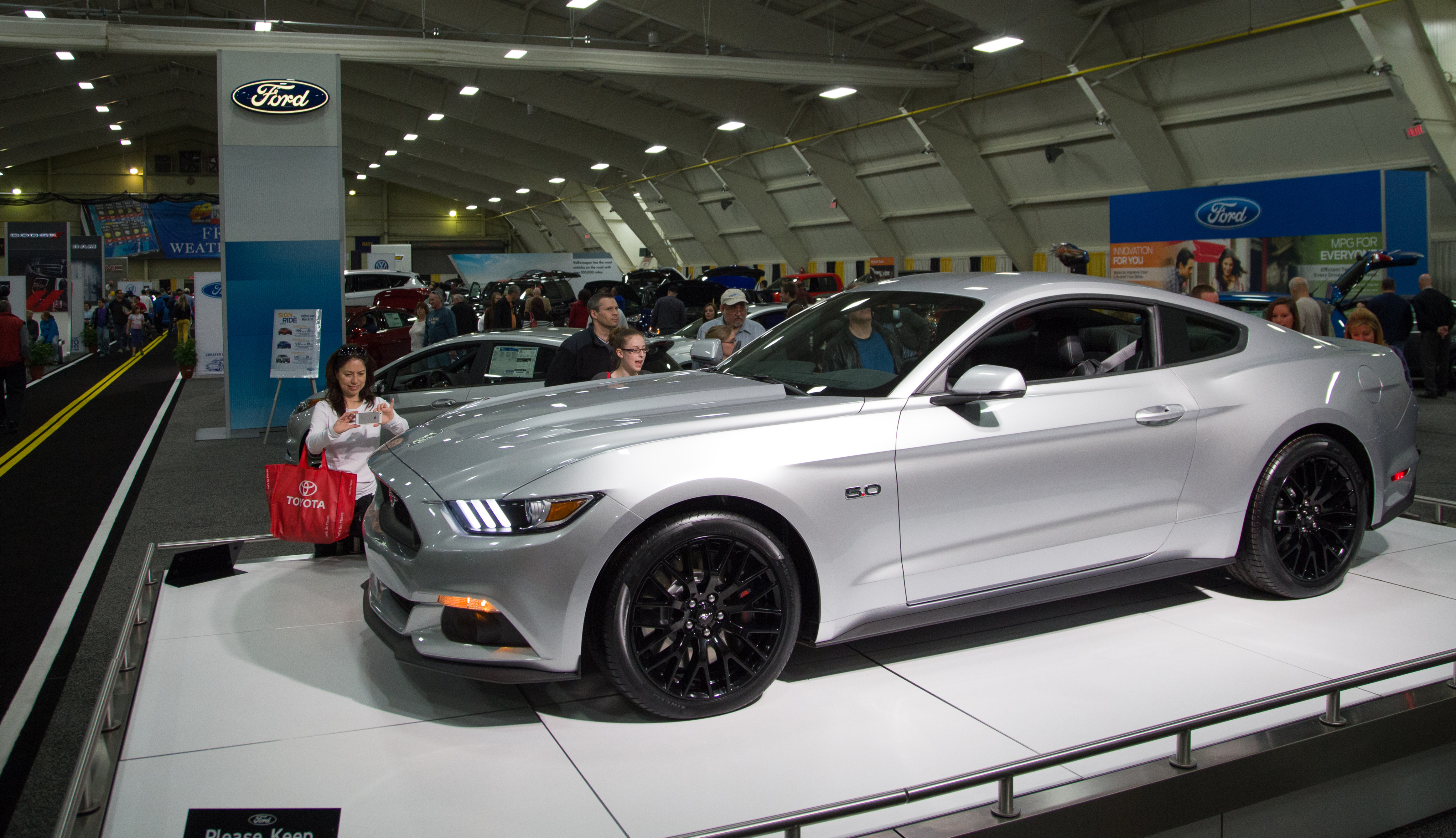 Lehigh Valley Auto Show Stabler Arena In Bethlehem Pa Lehigh Valley Auto Show Stabler Arena In Bethlehem Pa