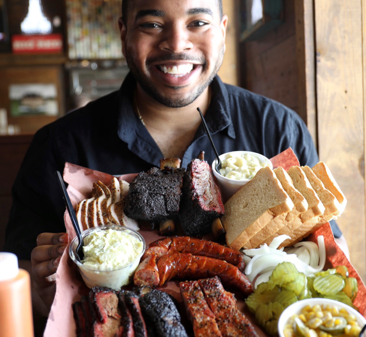 texas bbq eating