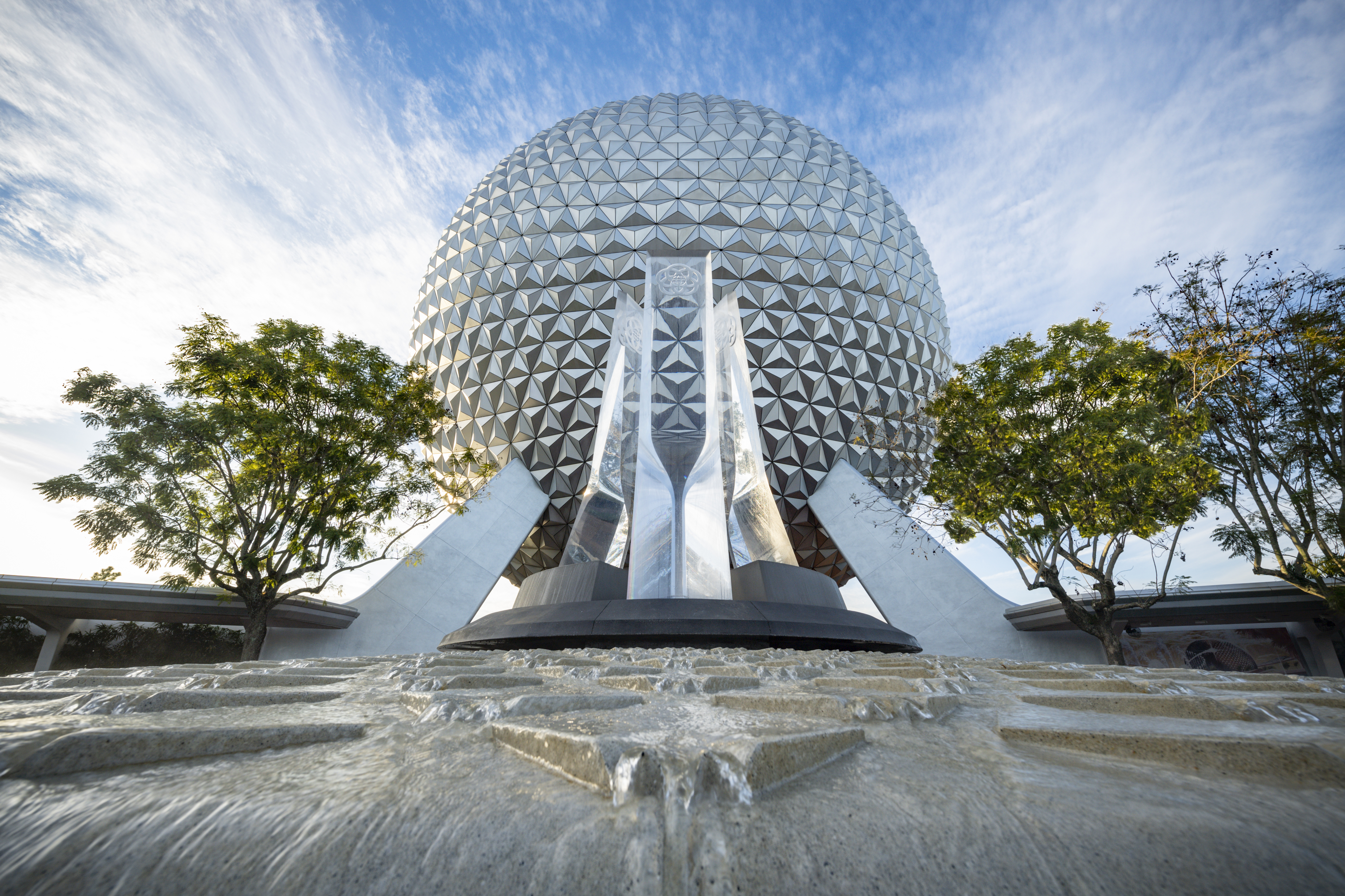 Epcot in Orlando  Guide to Disney Theme Parks, Dining & Tickets