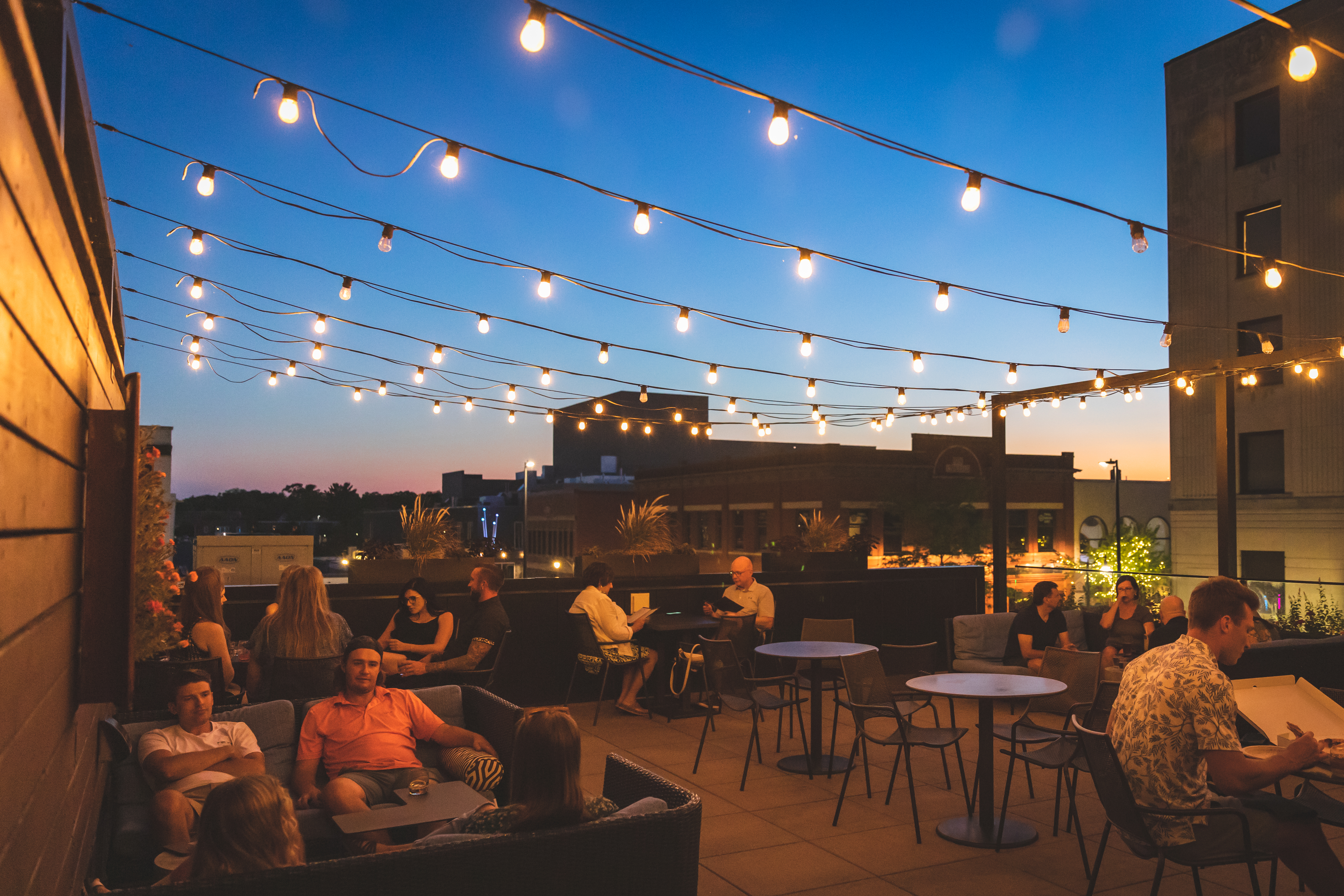 Outdoor Dining Restaurants with Patios in Eau Claire