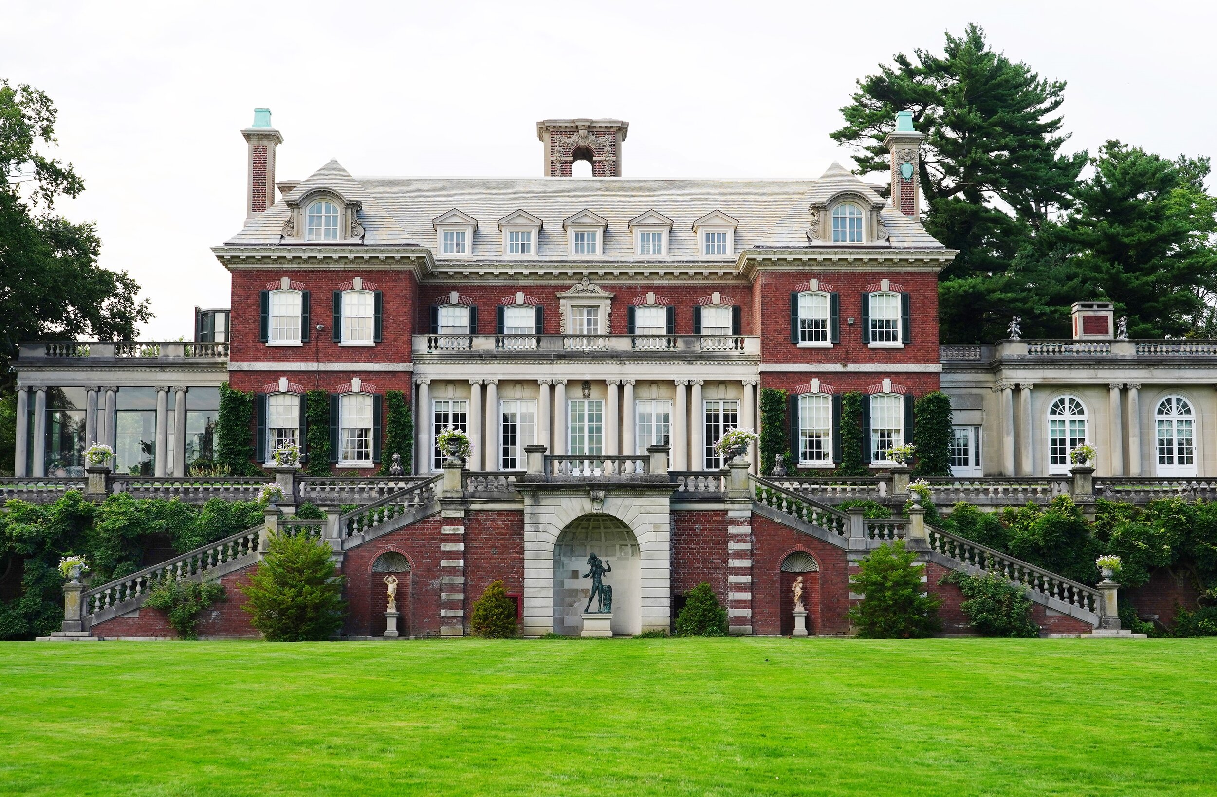 Long Island's Historic Gold Coast | Mansion Tours & Events