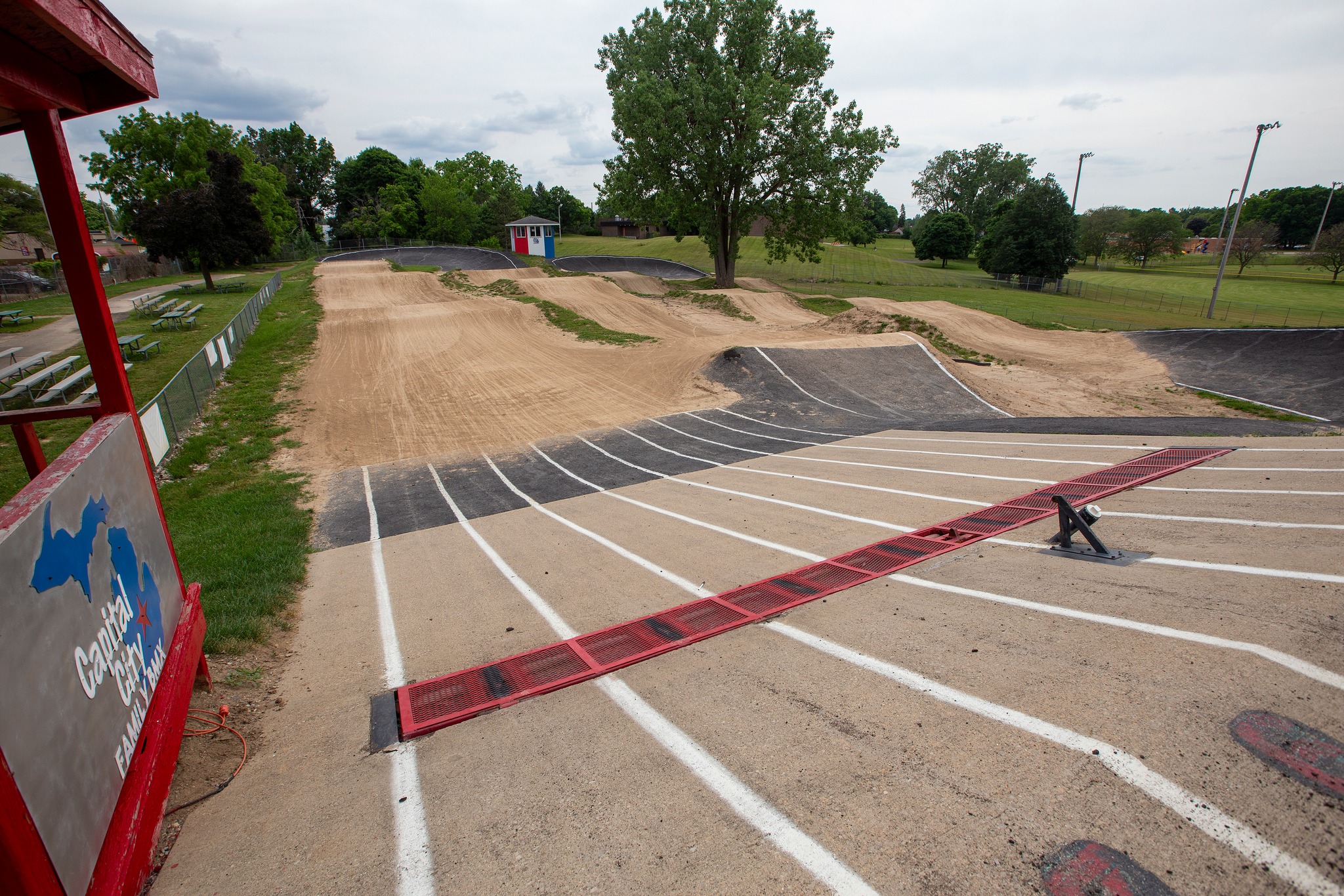 ●TRACK LACER / CAPITAL DRIVE 454480116_925613886273364_1005