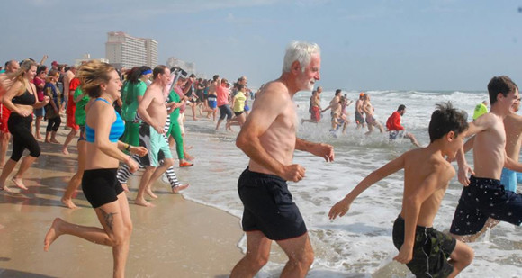 Annual Kiwanis Polar Bear Dip